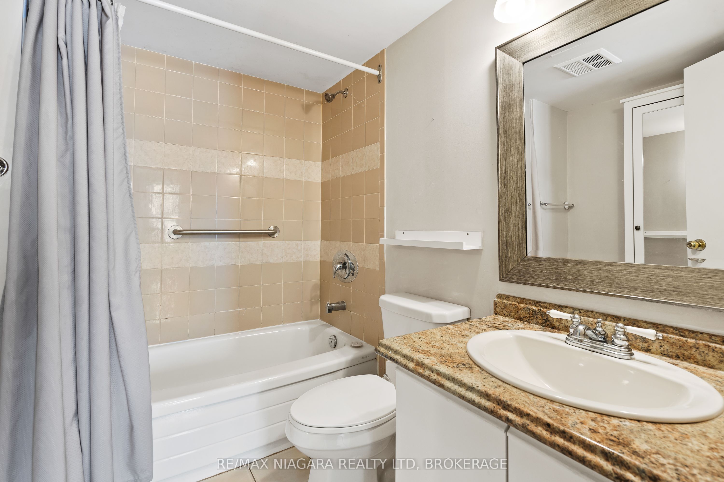 7 Gale Crescent 502 Property Photo 12