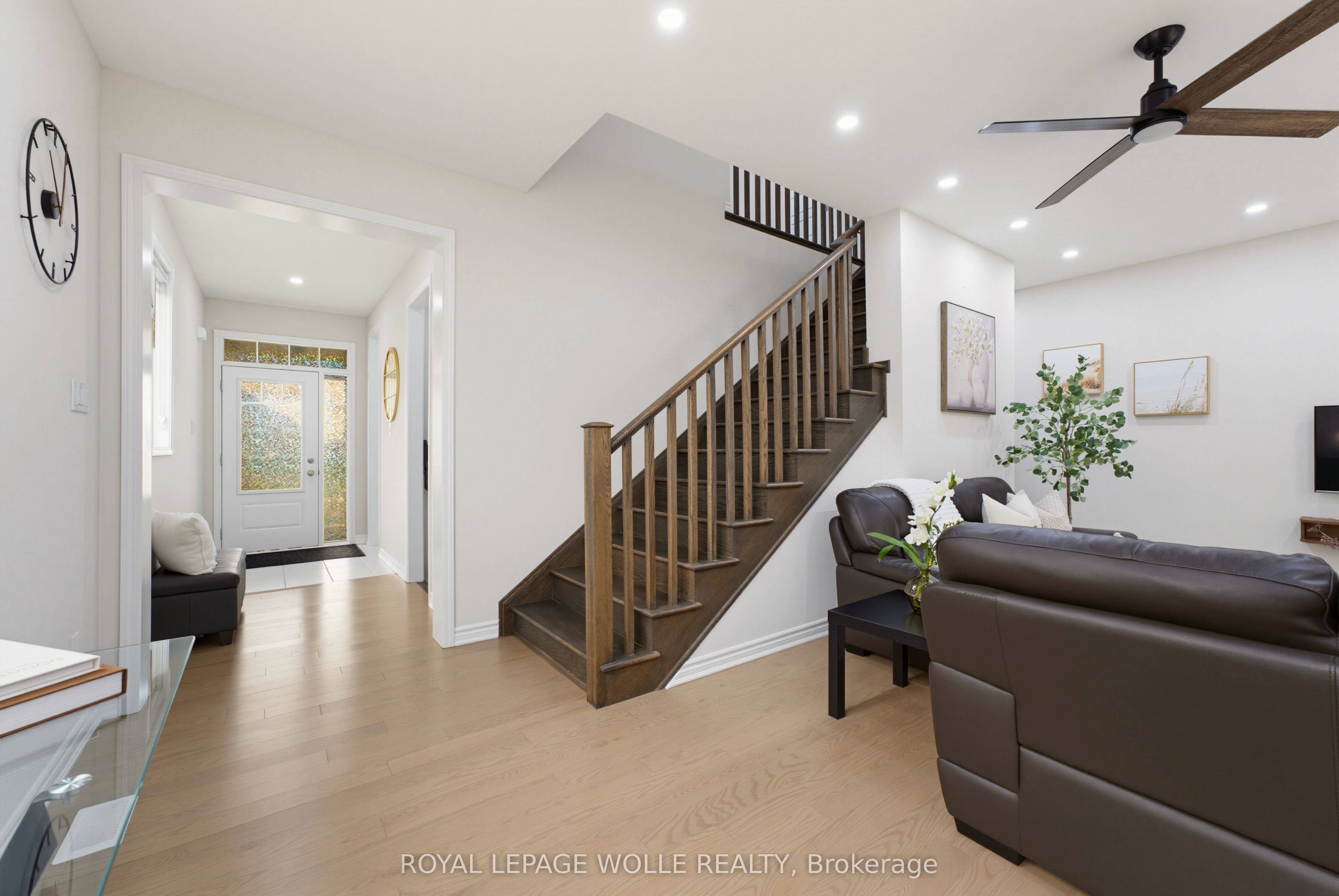 6 Milt Schmidt Street Property Photo 15