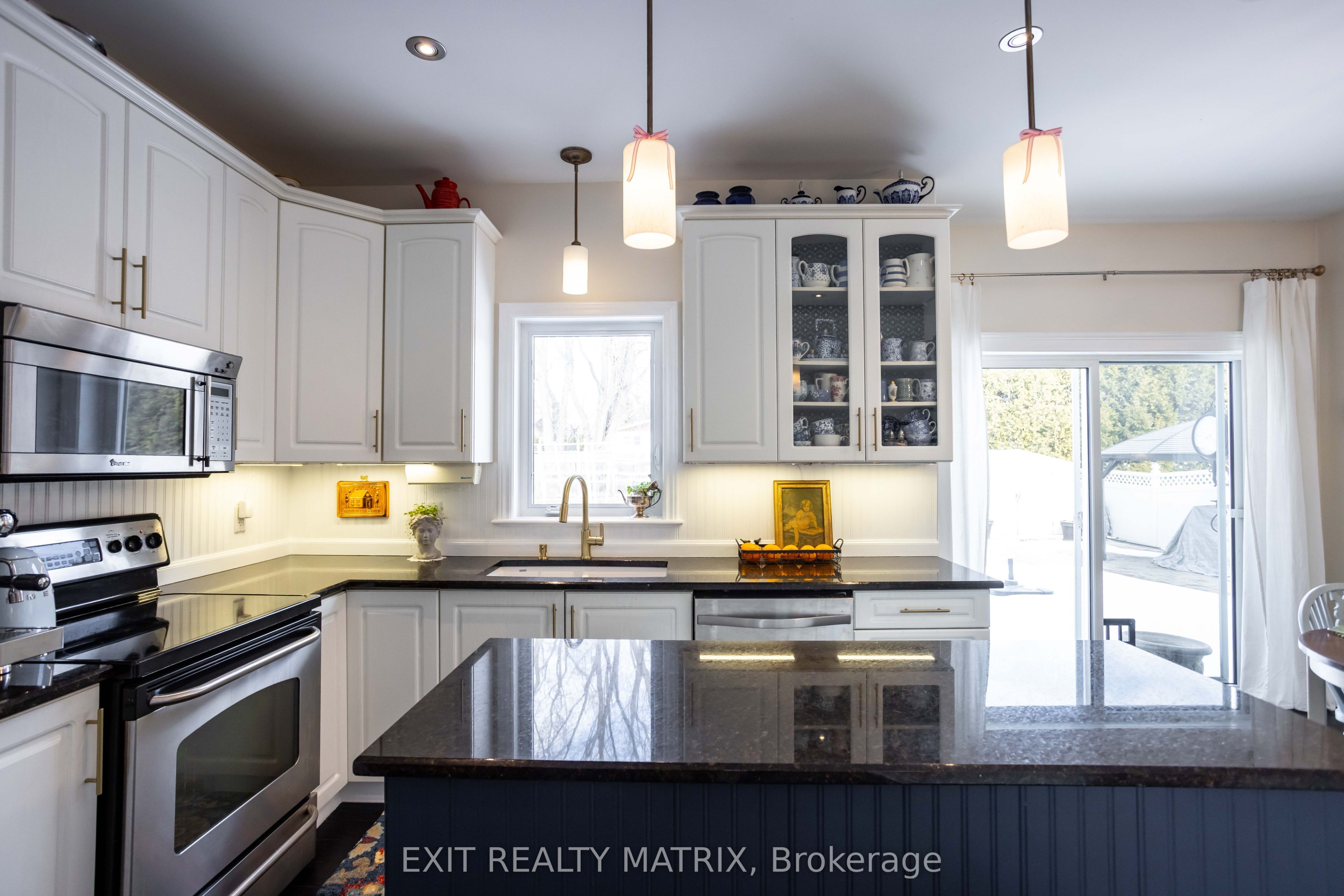48 De La Rive Drive Property Photo 10