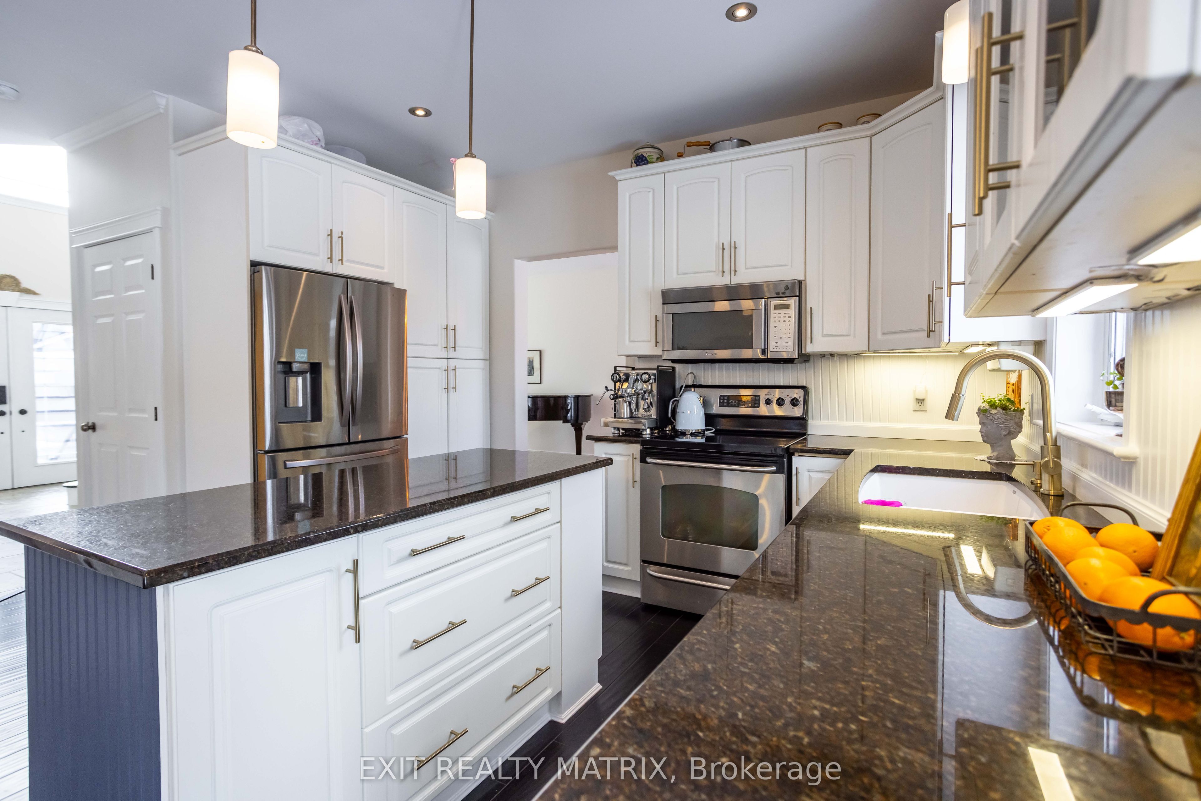 48 De La Rive Drive Property Photo 13