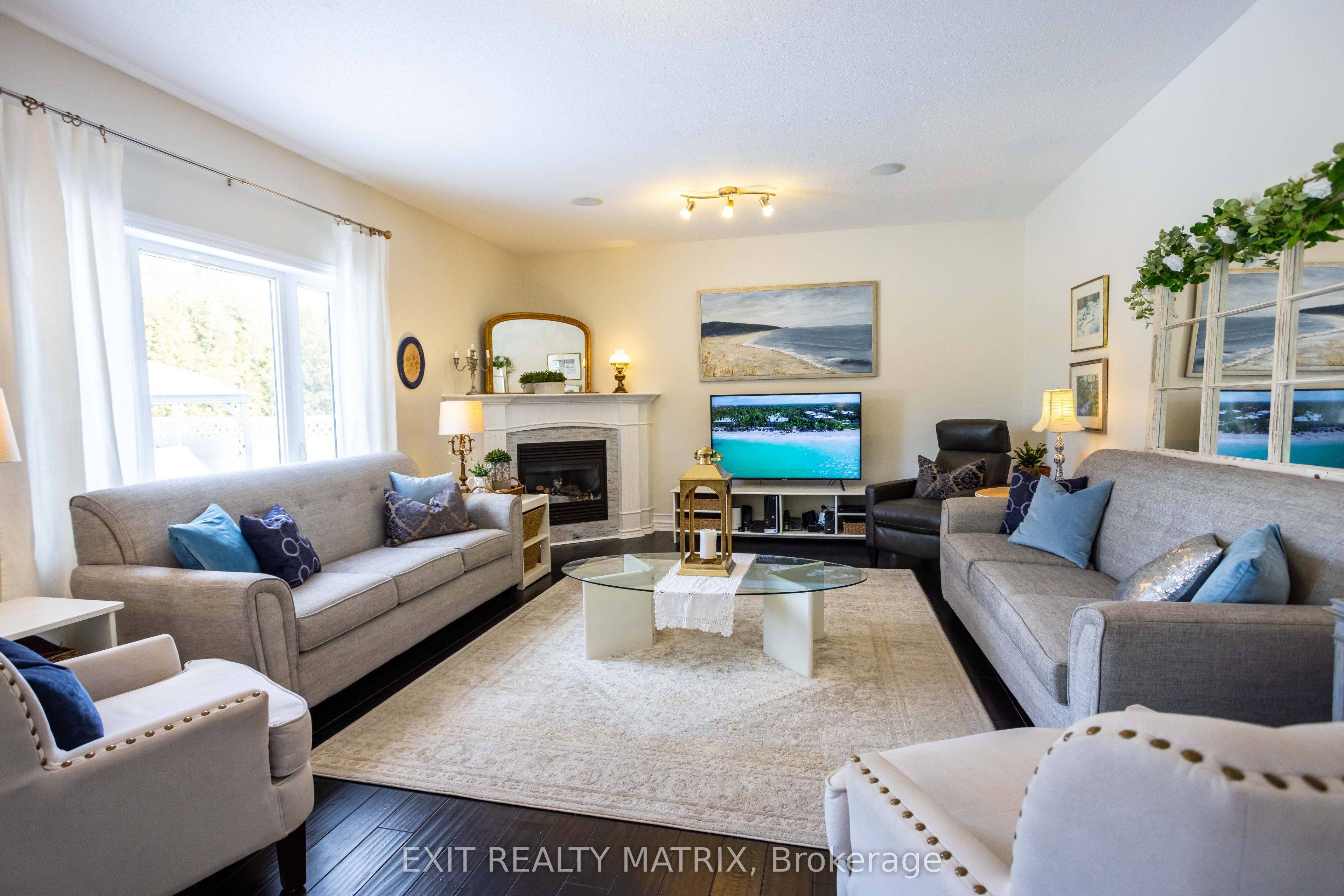 48 De La Rive Drive Property Photo 16