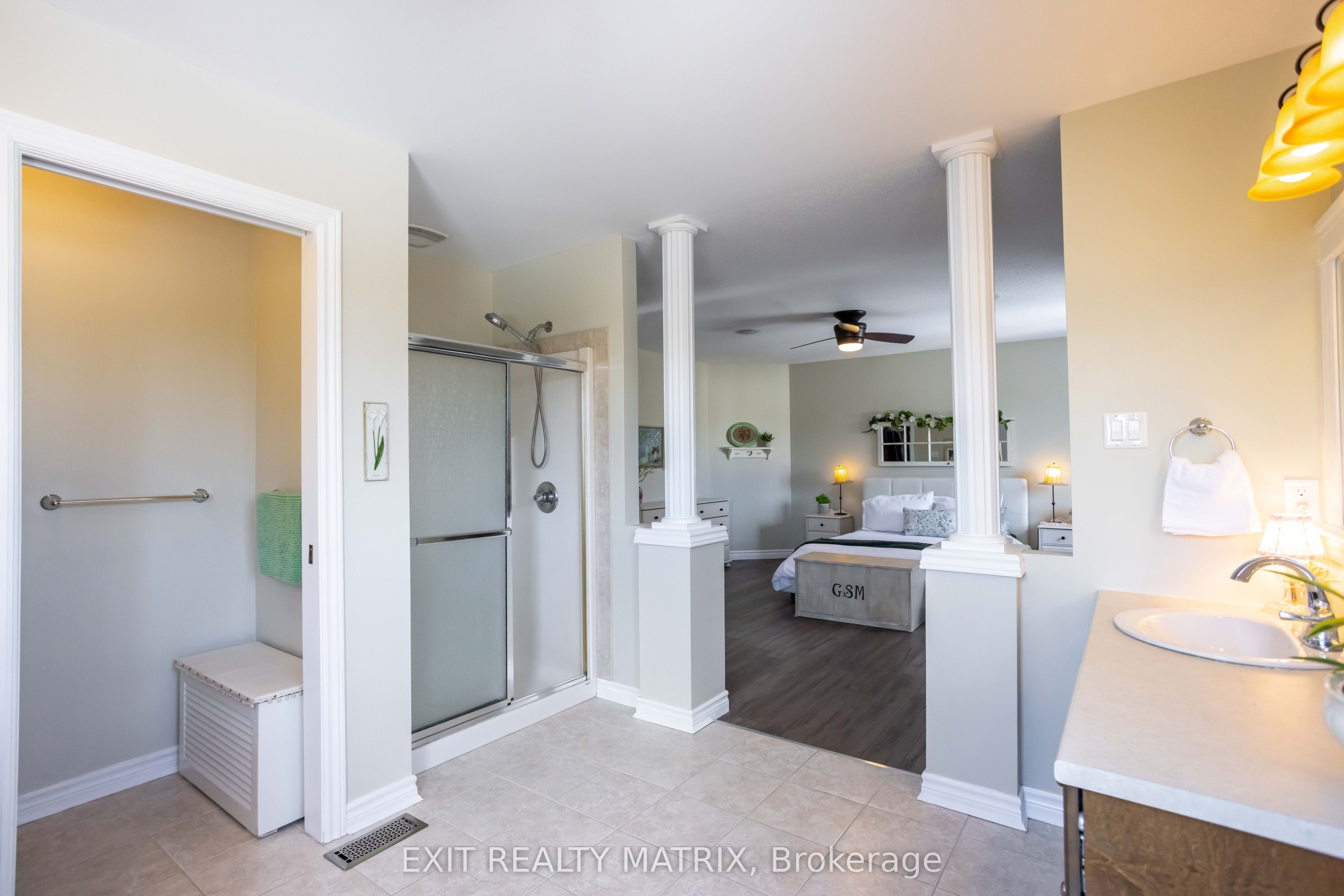 48 De La Rive Drive Property Photo 25