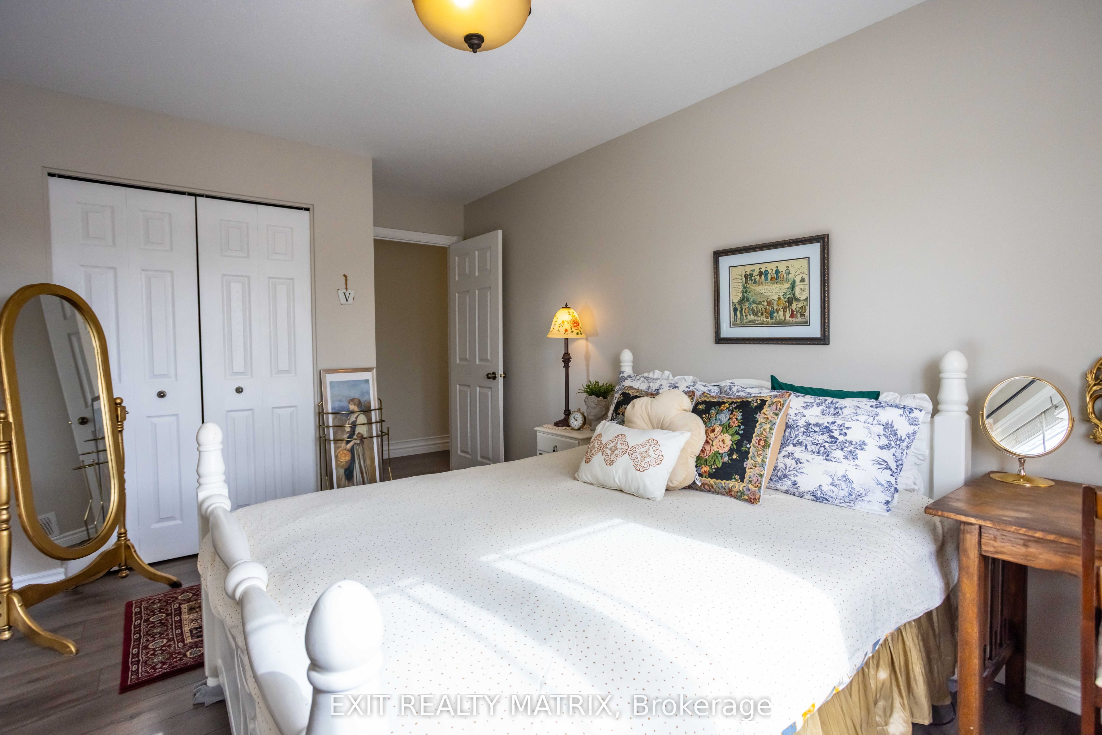 48 De La Rive Drive Property Photo 27
