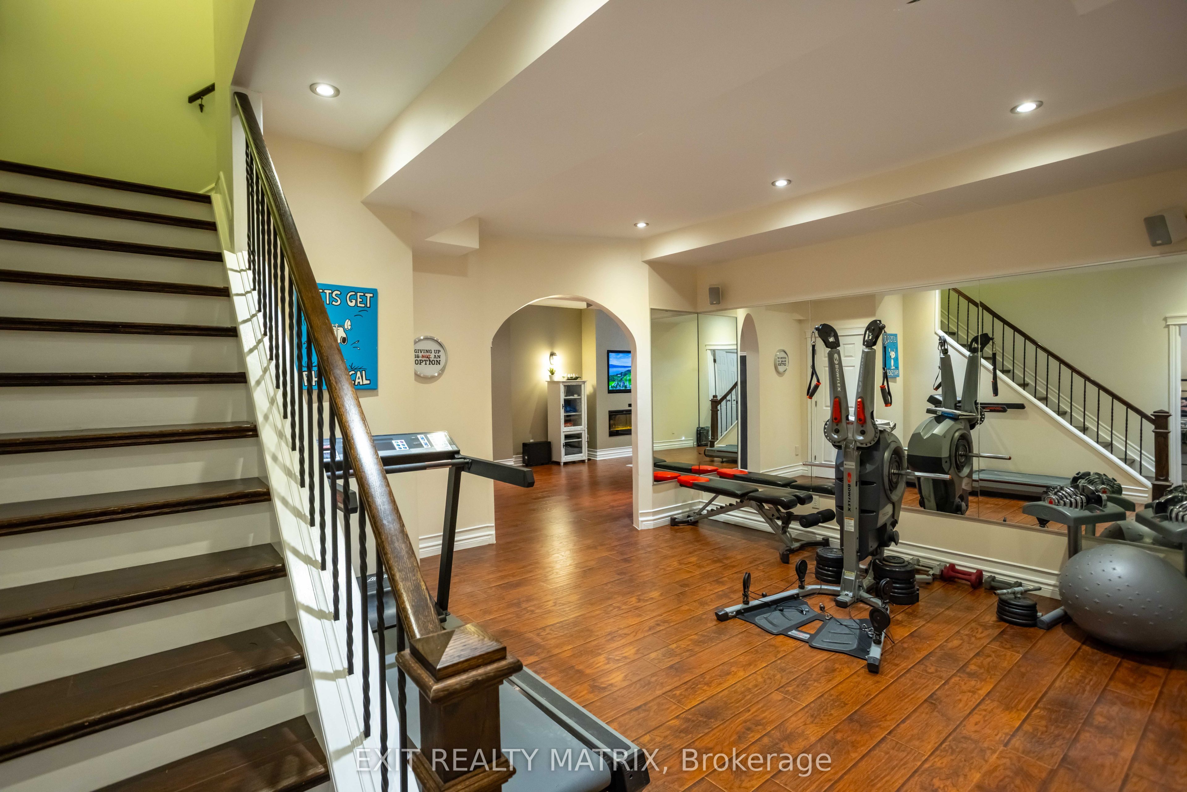 48 De La Rive Drive Property Photo 34