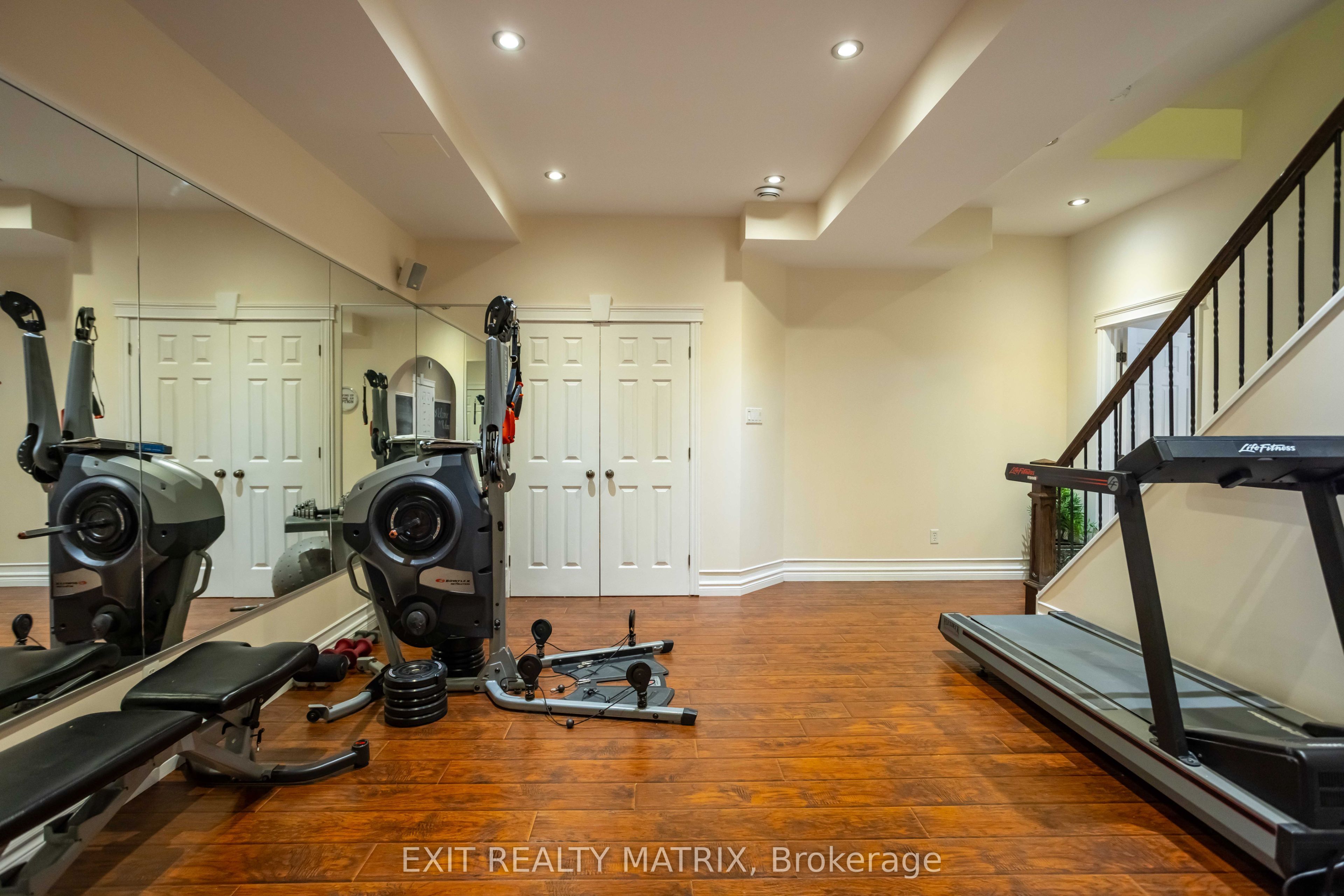 48 De La Rive Drive Property Photo 36