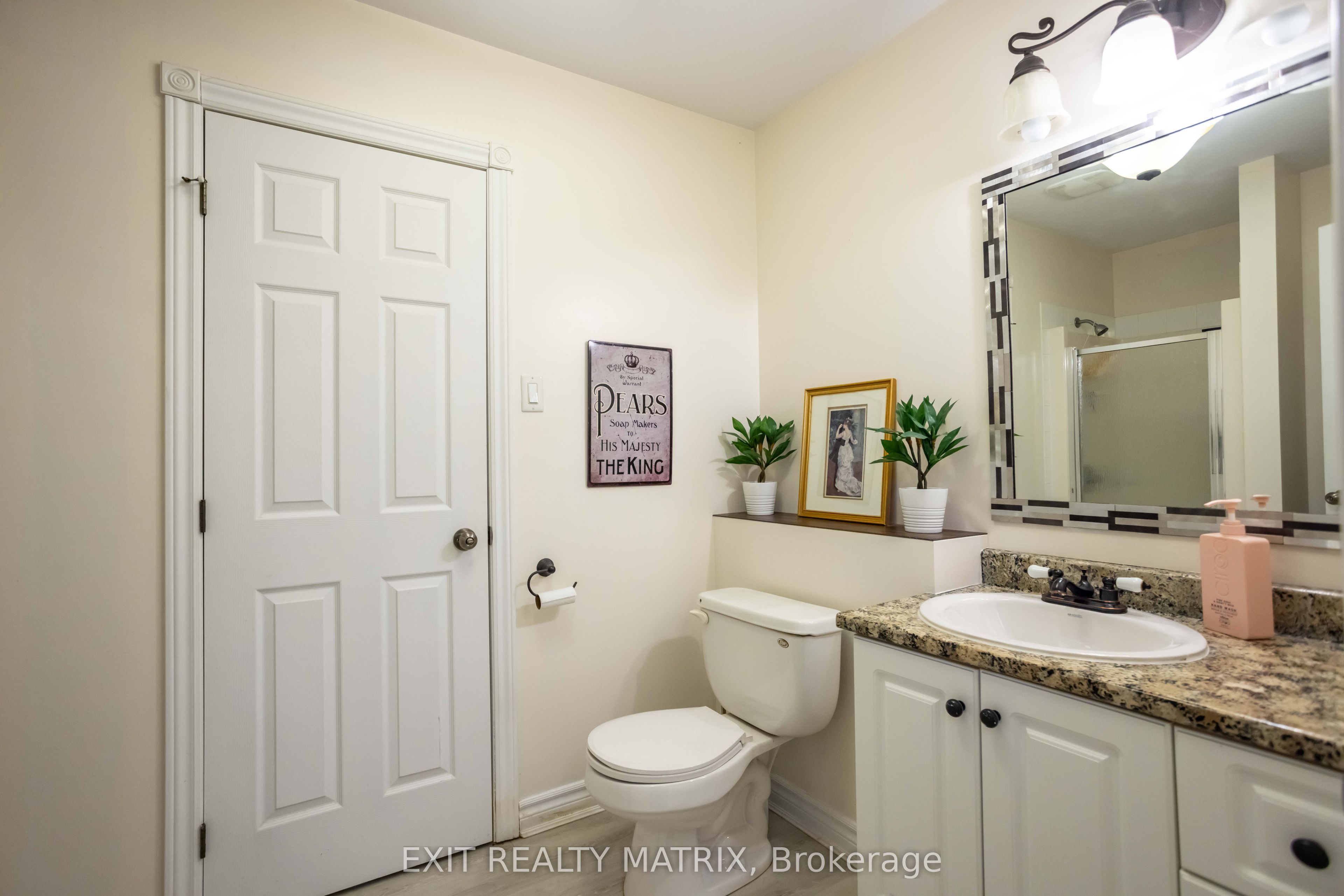 48 De La Rive Drive Property Photo 42
