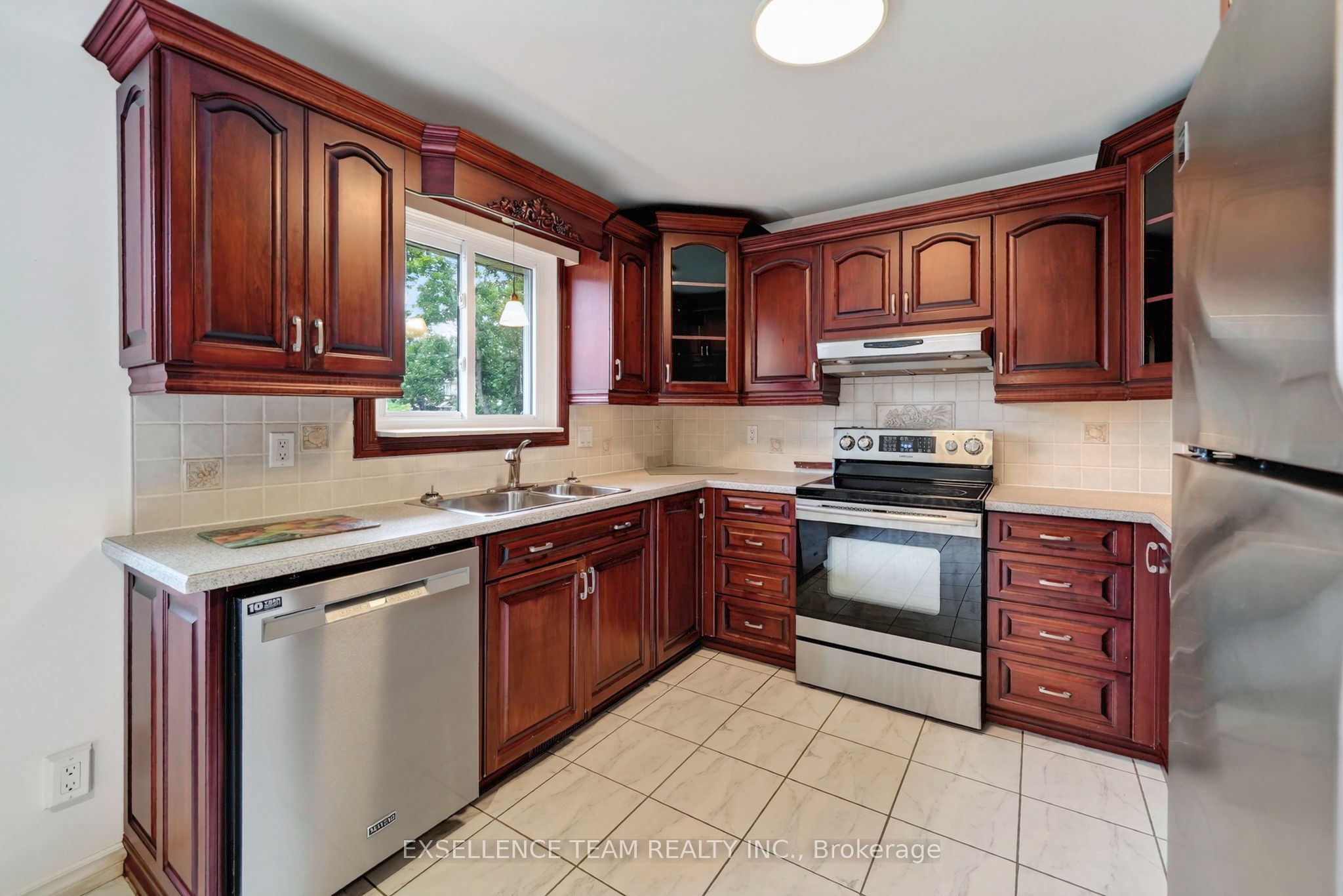 1518 Blakely Drive Property Photo 10