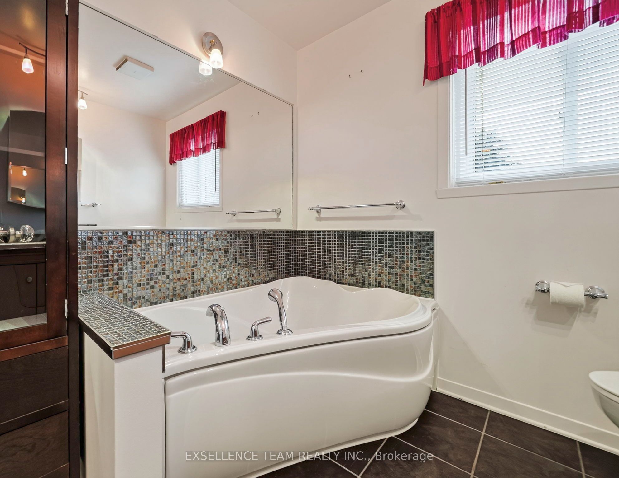 1518 Blakely Drive Property Photo 26