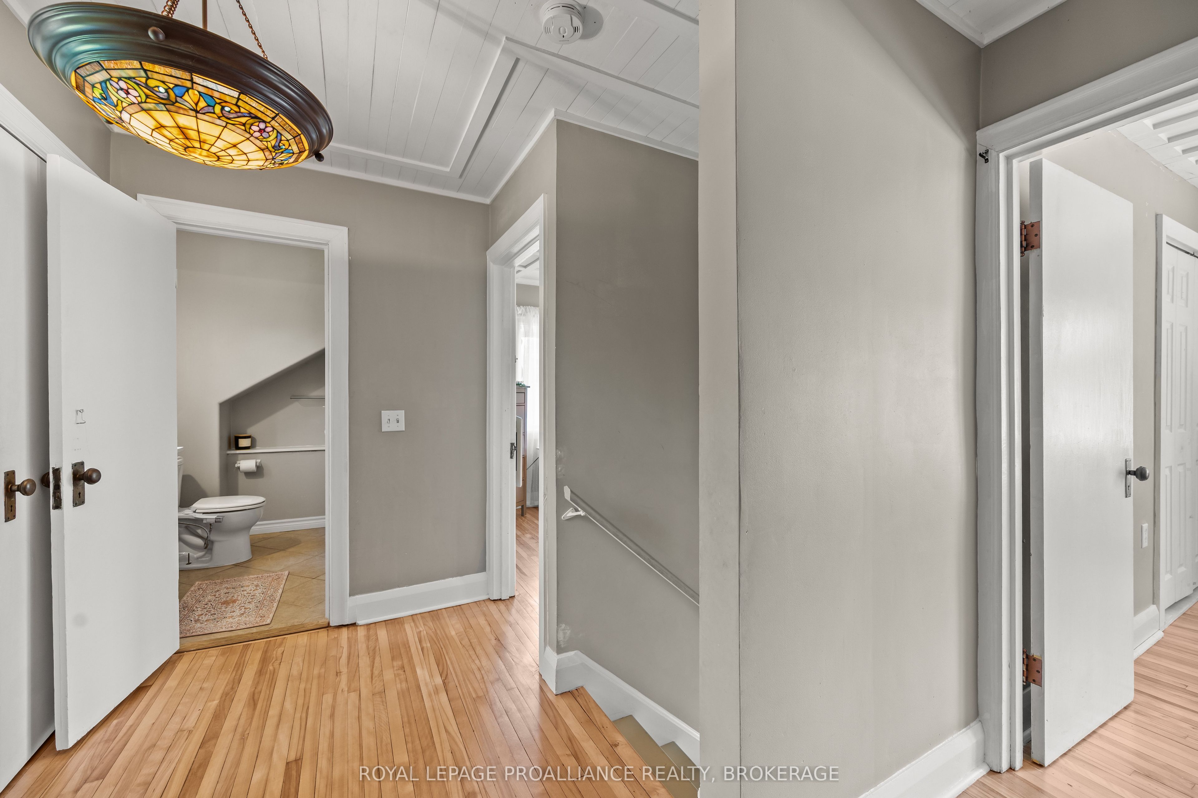 560 King Street W Property Photo 26