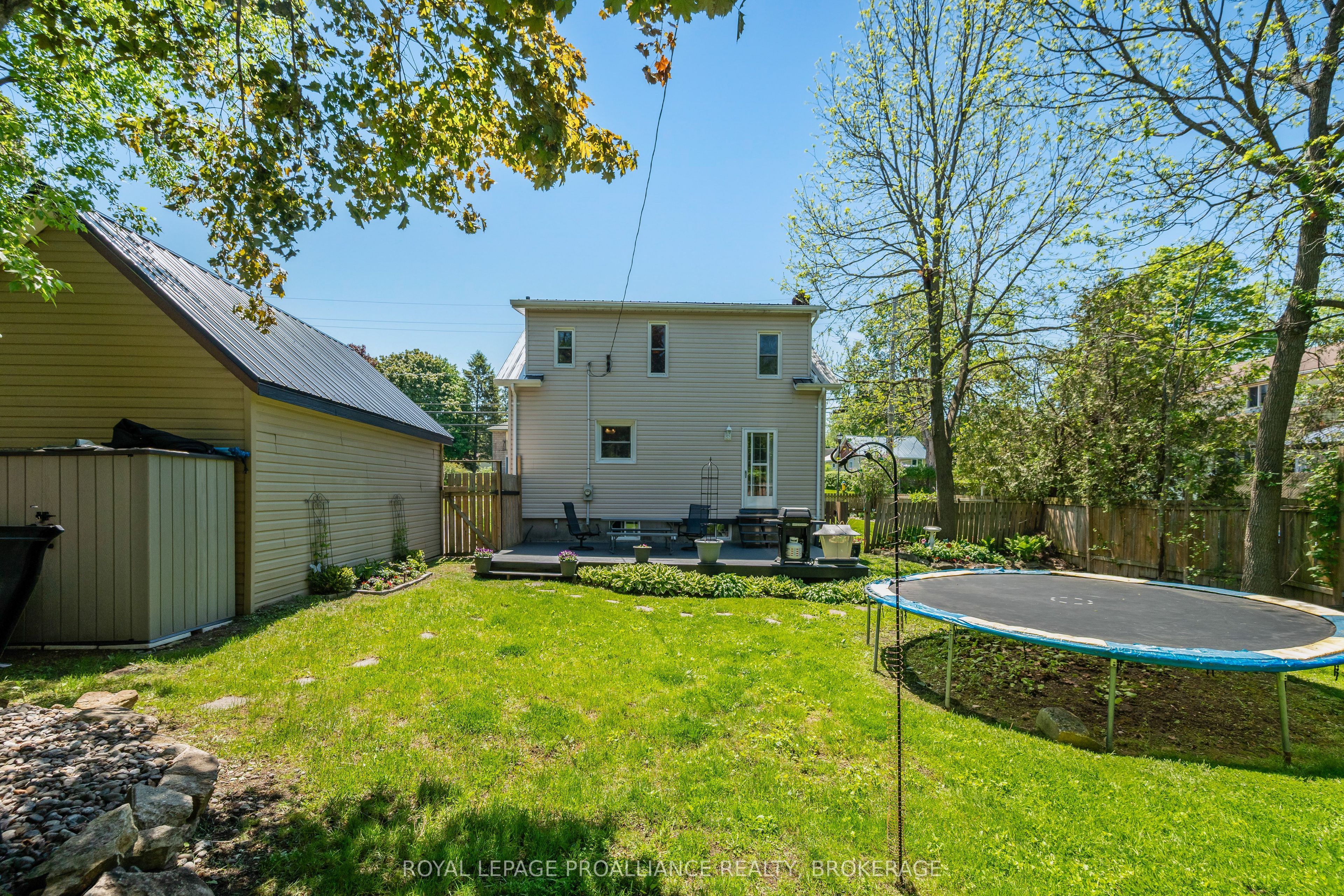 560 King Street W Property Photo 31