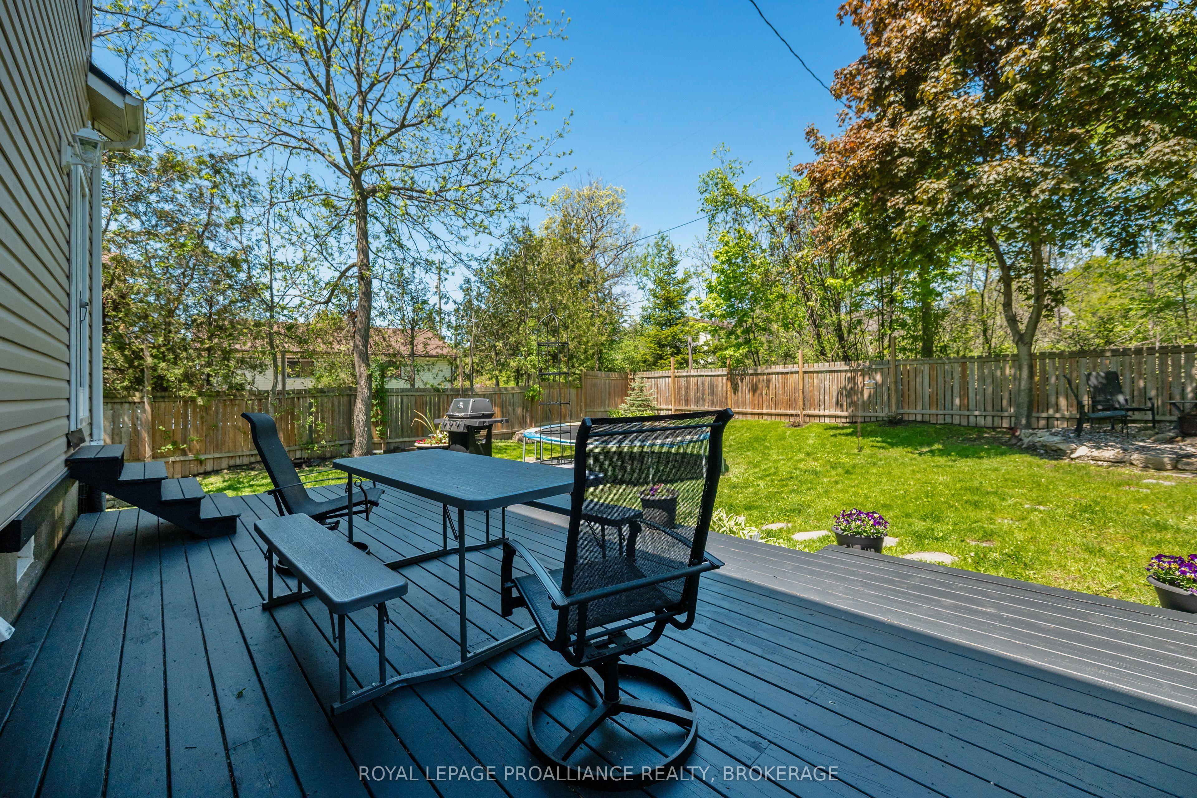 560 King Street W Property Photo 33