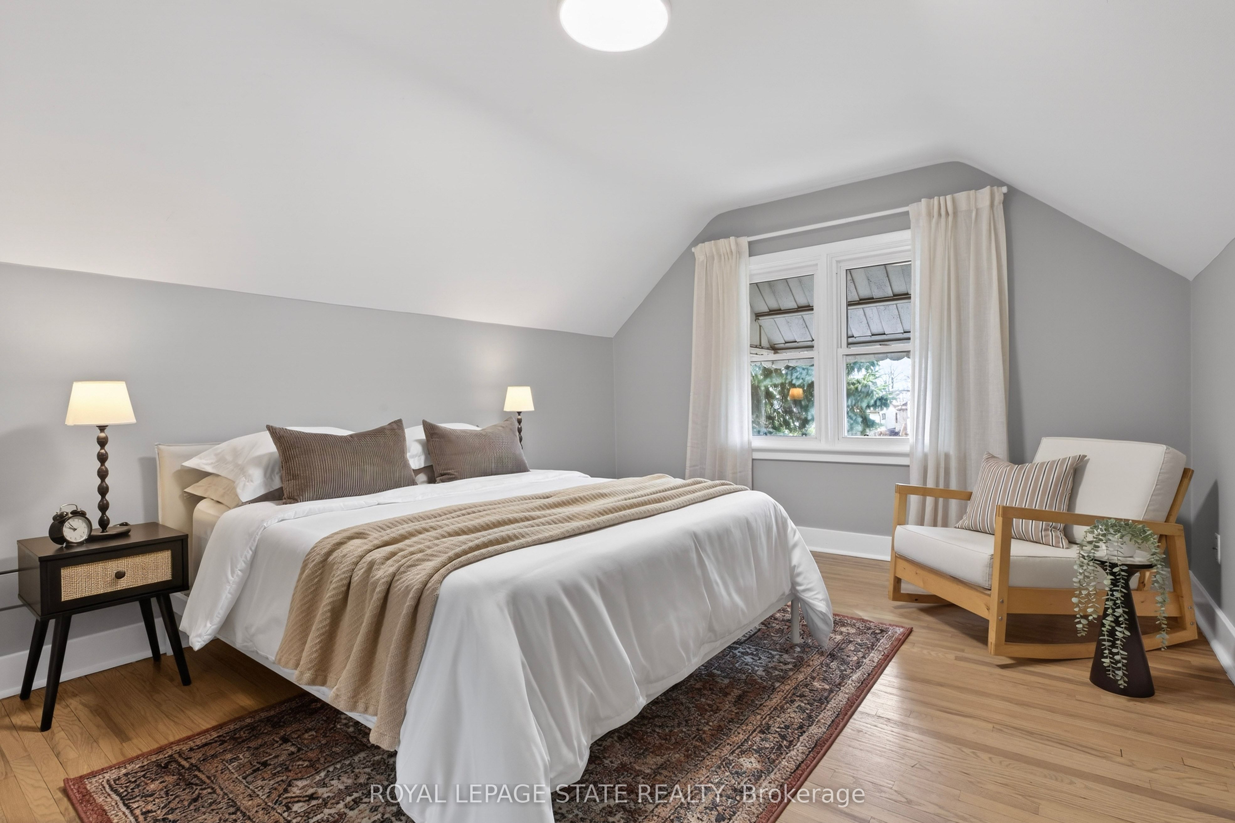 33 East 34th Street Property Photo 37
