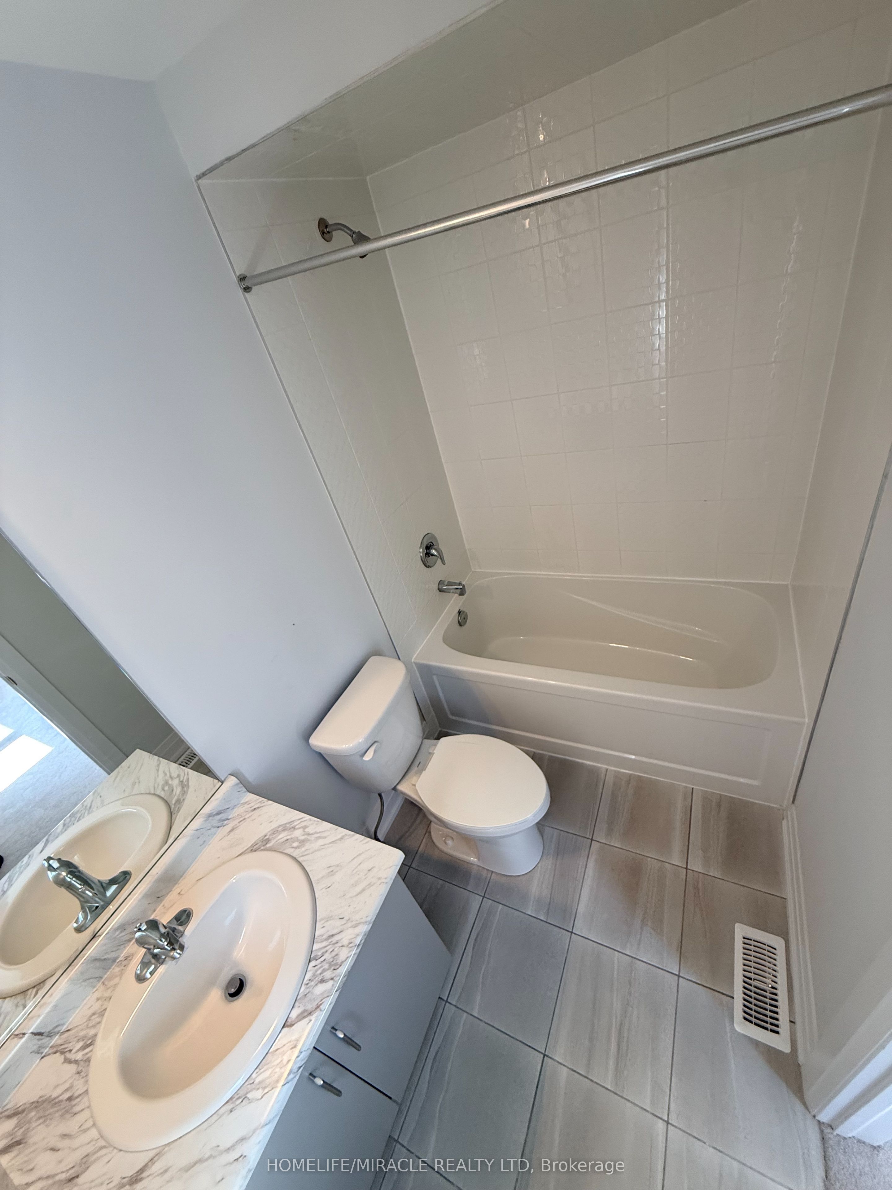 186 St Joseph Road Property Photo 33
