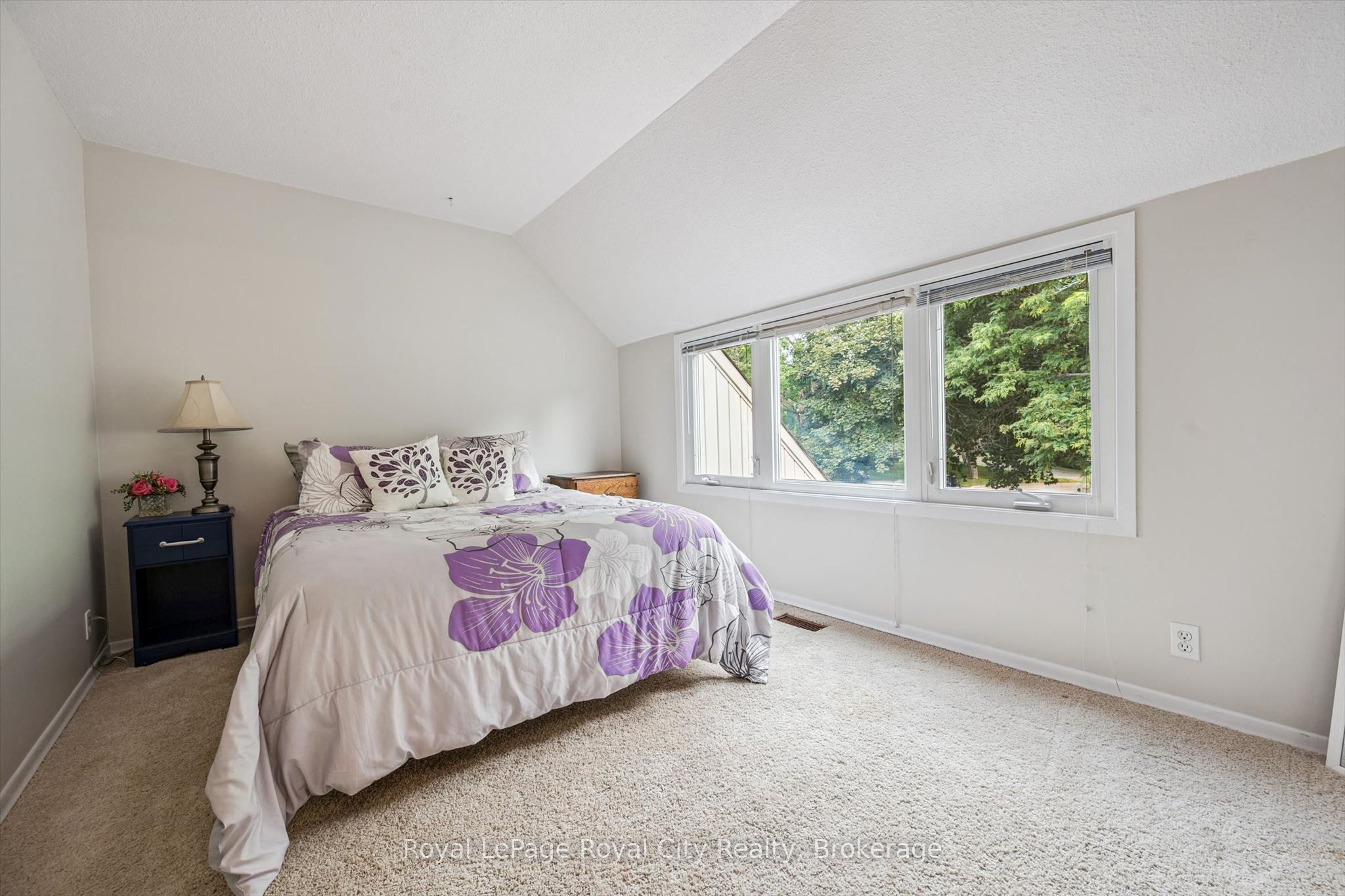 8 Berkley Place Property Photo 17