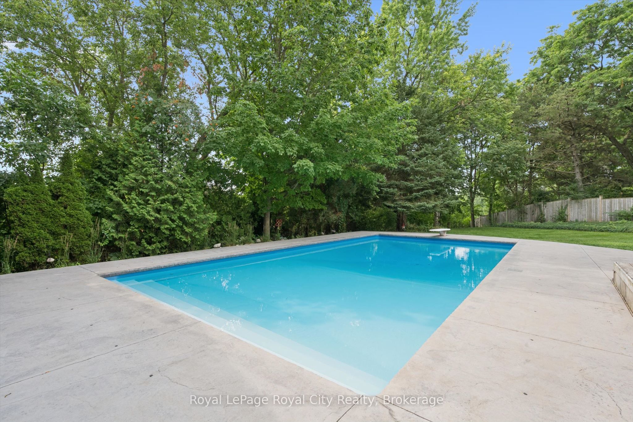 8 Berkley Place Property Photo 20