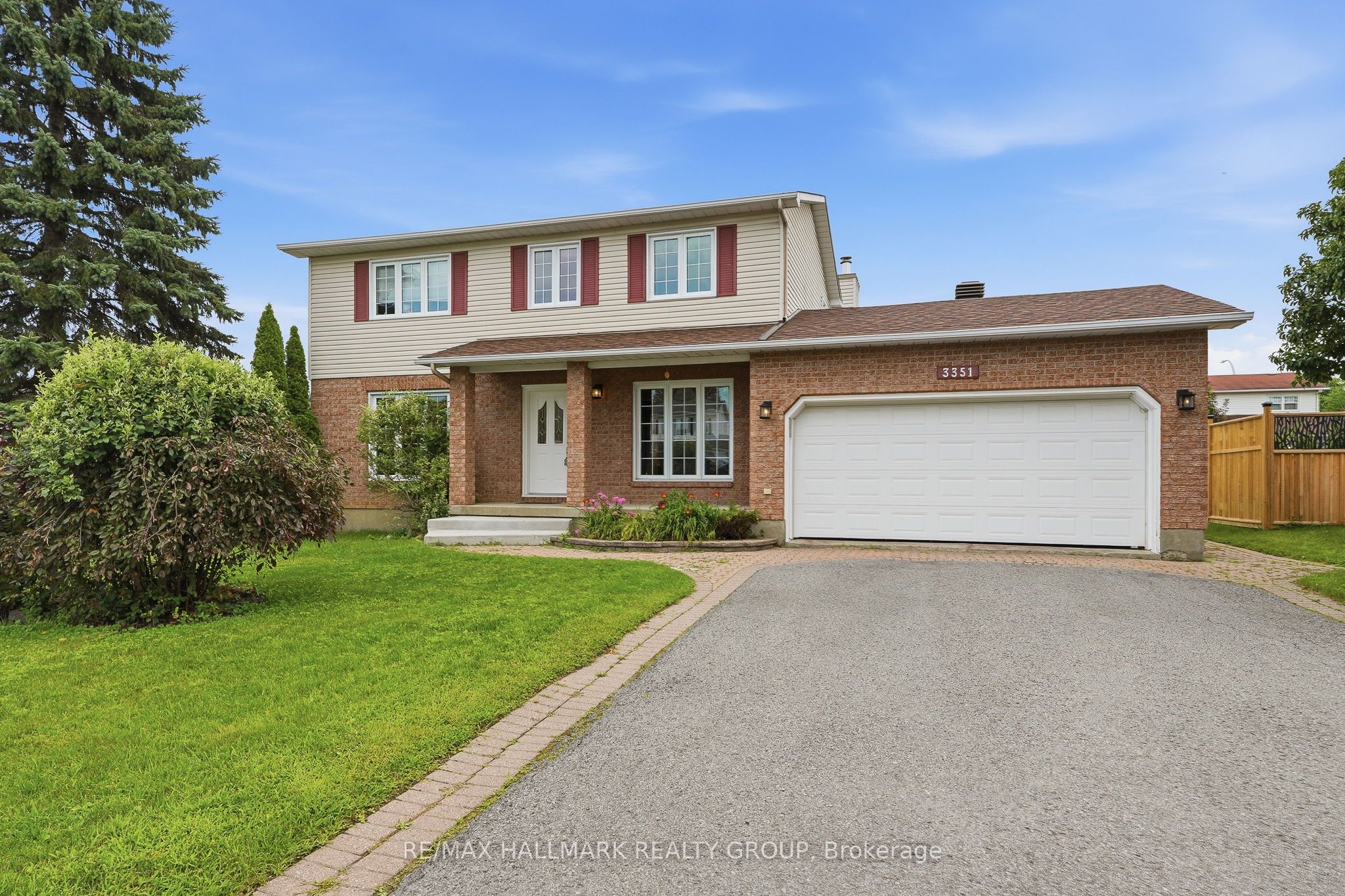 3351 DESCOTES Circle Property Photo 1