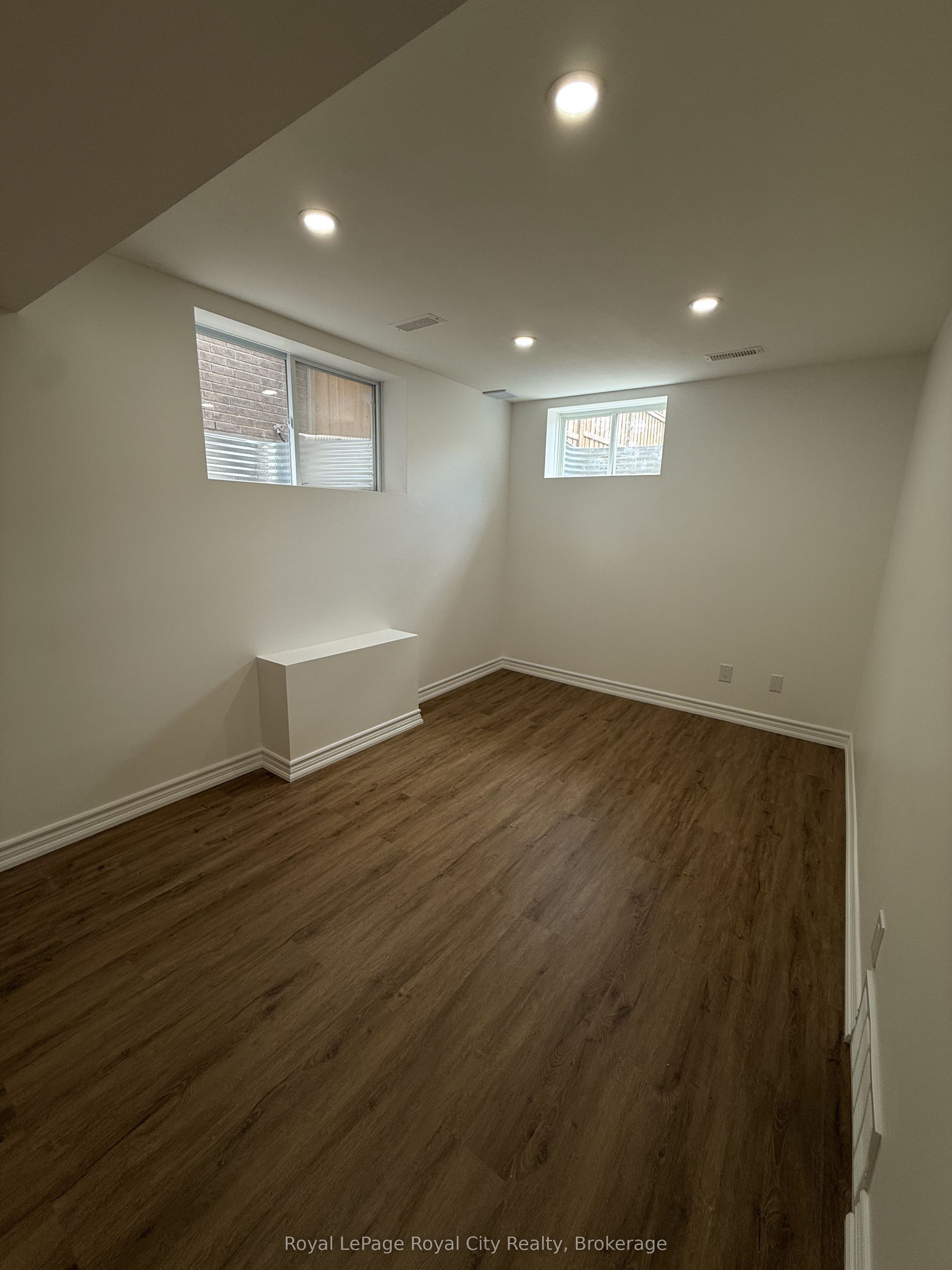 34 John Brabson Crescent Property Photo 4