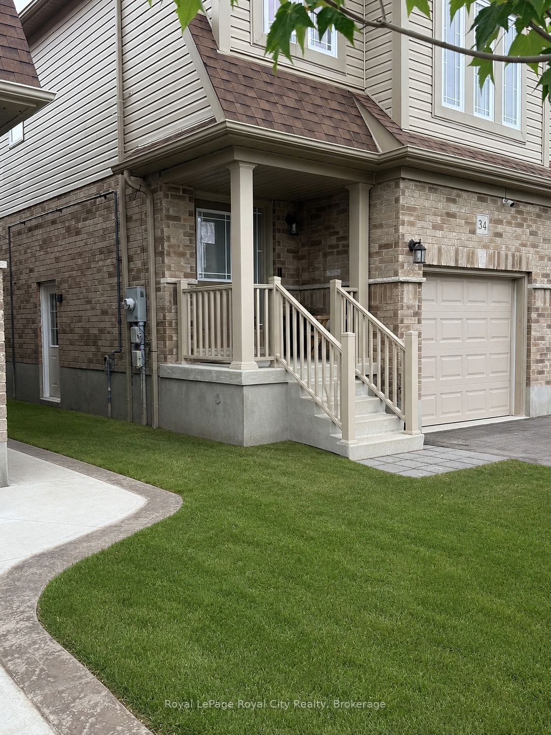 34 John Brabson Crescent Property Photo 10