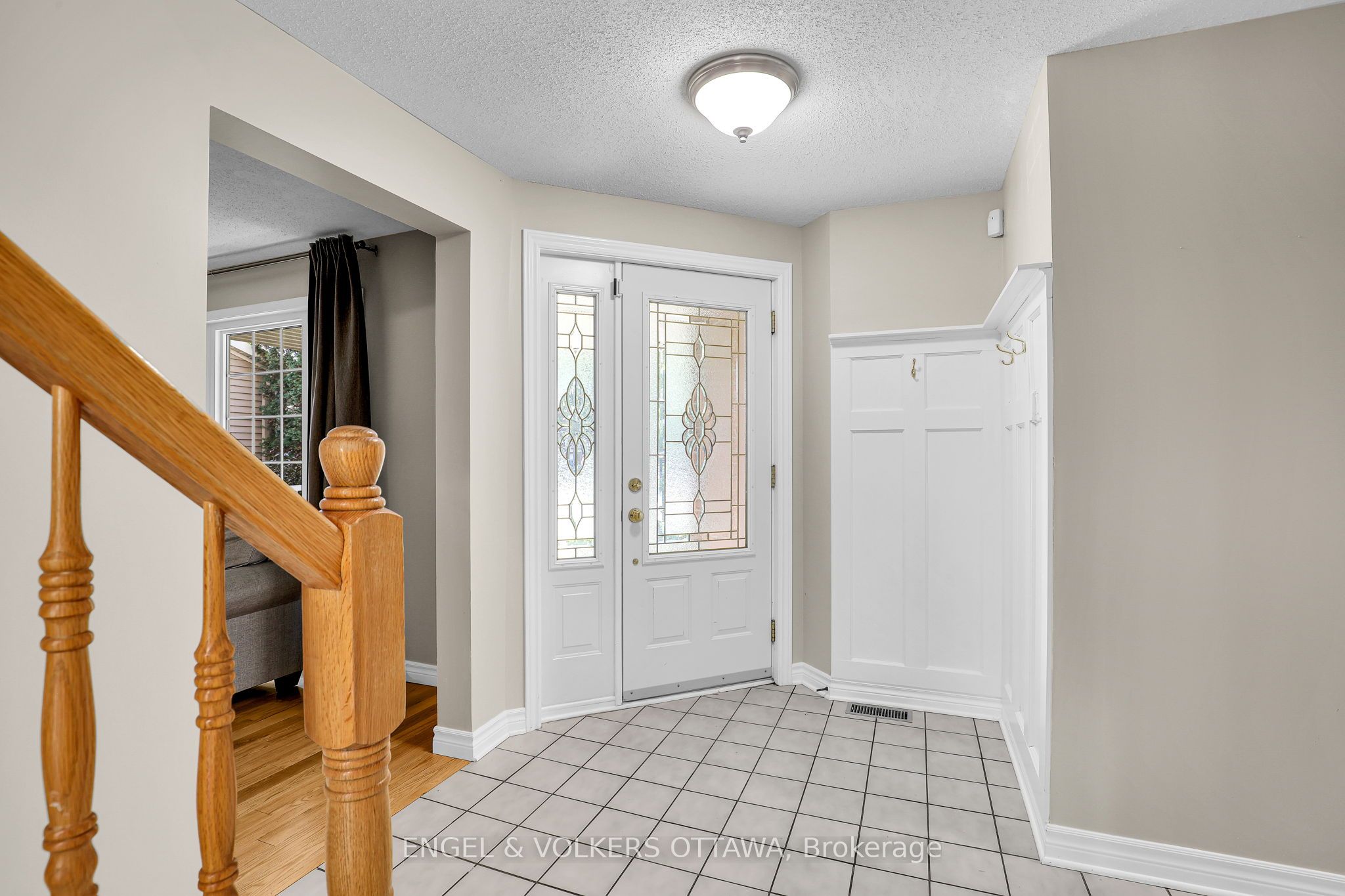 28 Weybridge Drive Property Photo 5