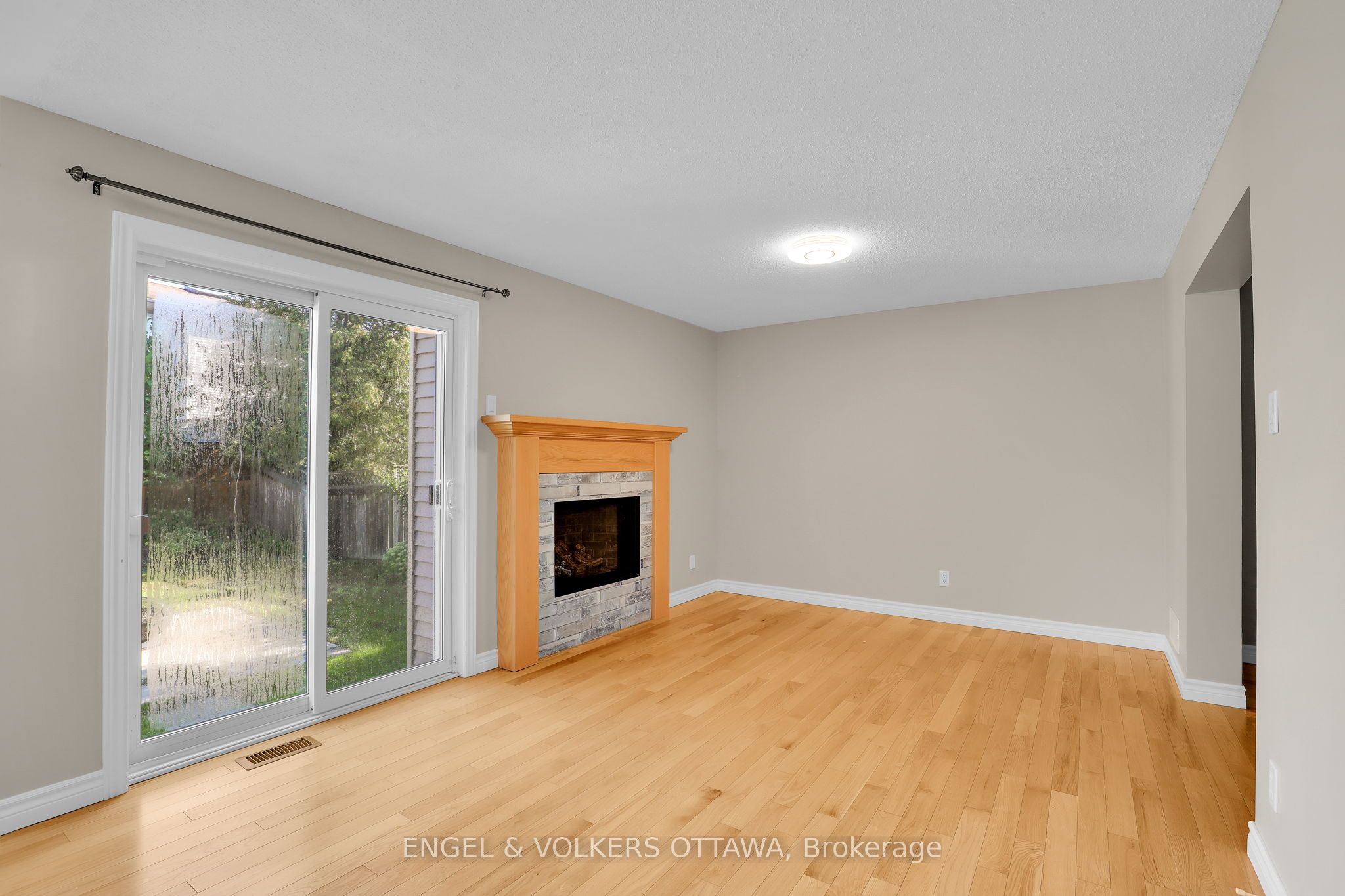 28 Weybridge Drive Property Photo 13