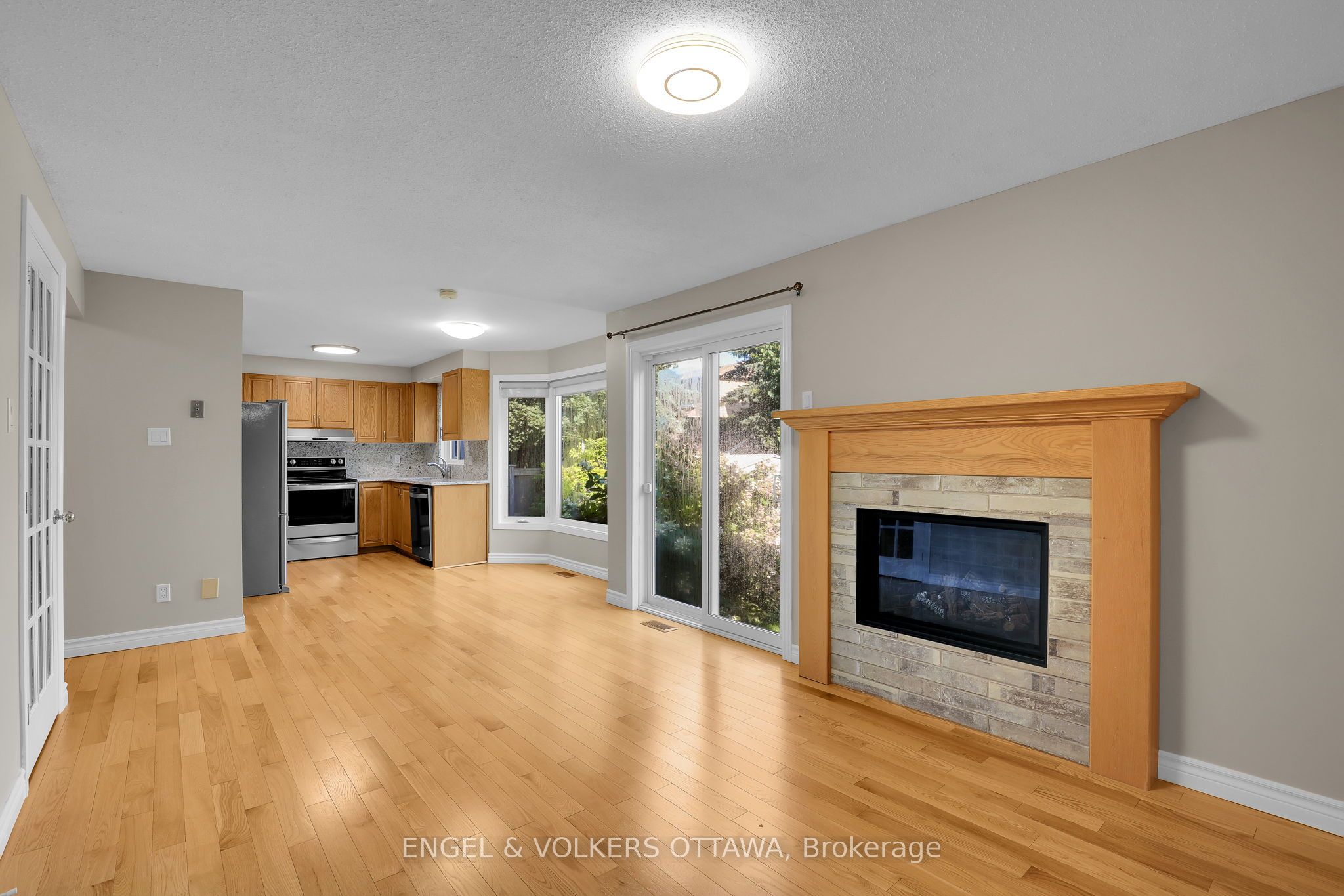 28 Weybridge Drive Property Photo 17