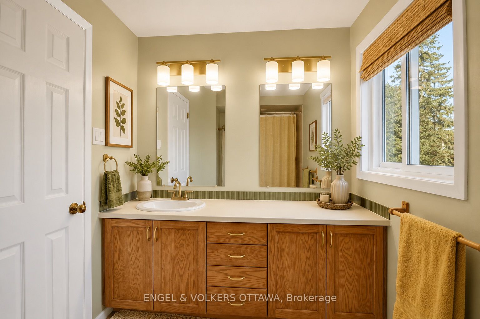 28 Weybridge Drive Property Photo 24