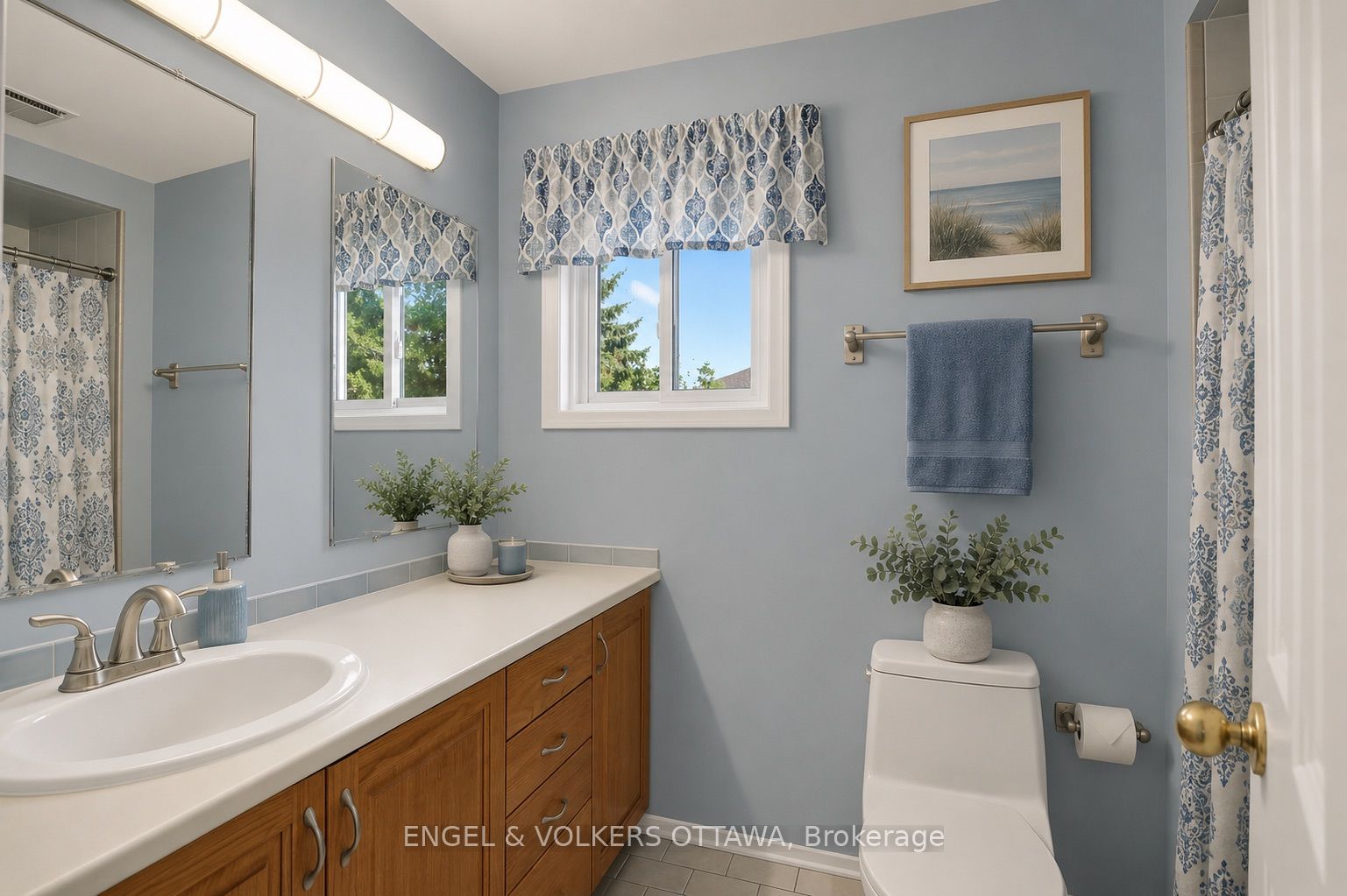 28 Weybridge Drive Property Photo 32