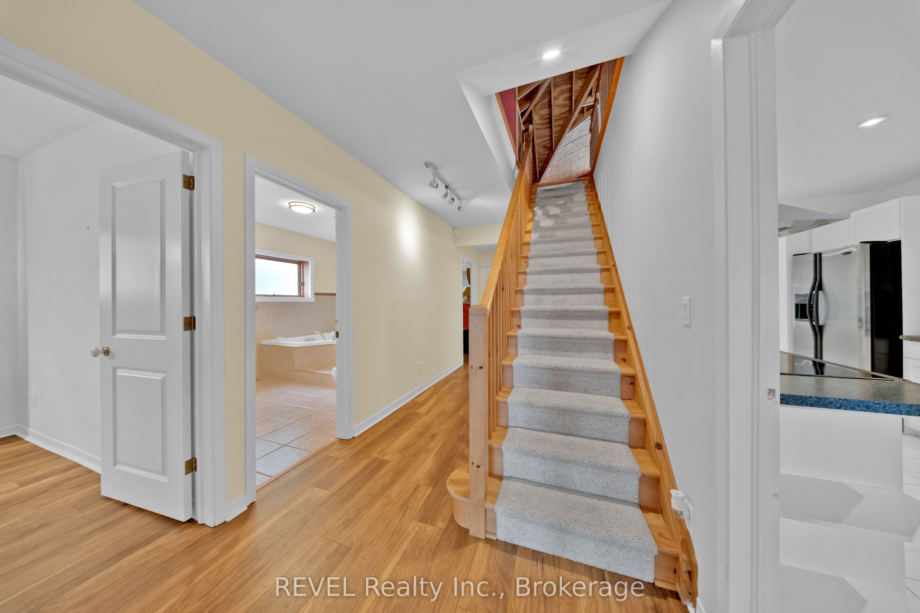 34 Vincent Avenue Property Photo 27