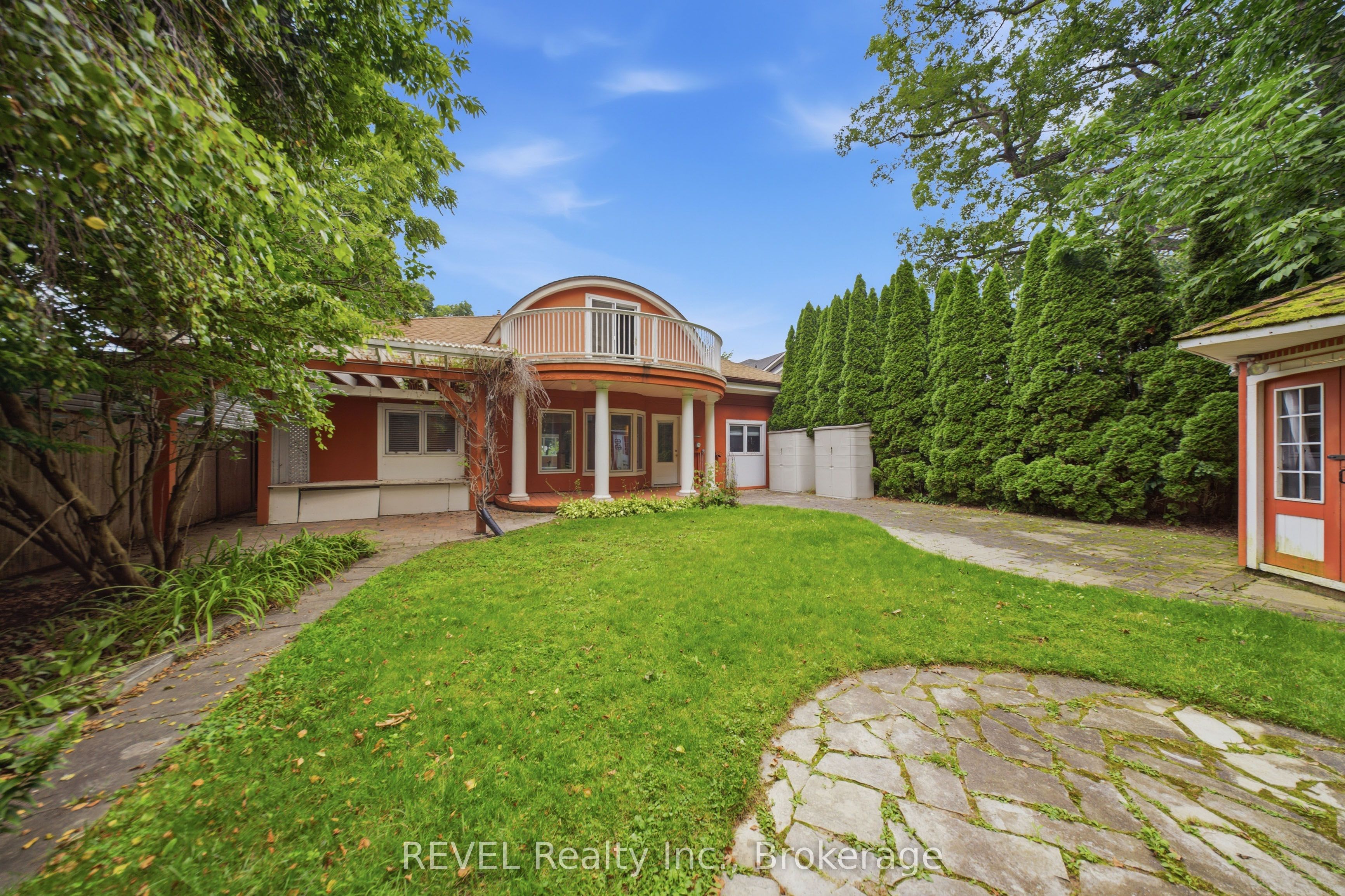 34 Vincent Avenue Property Photo 41