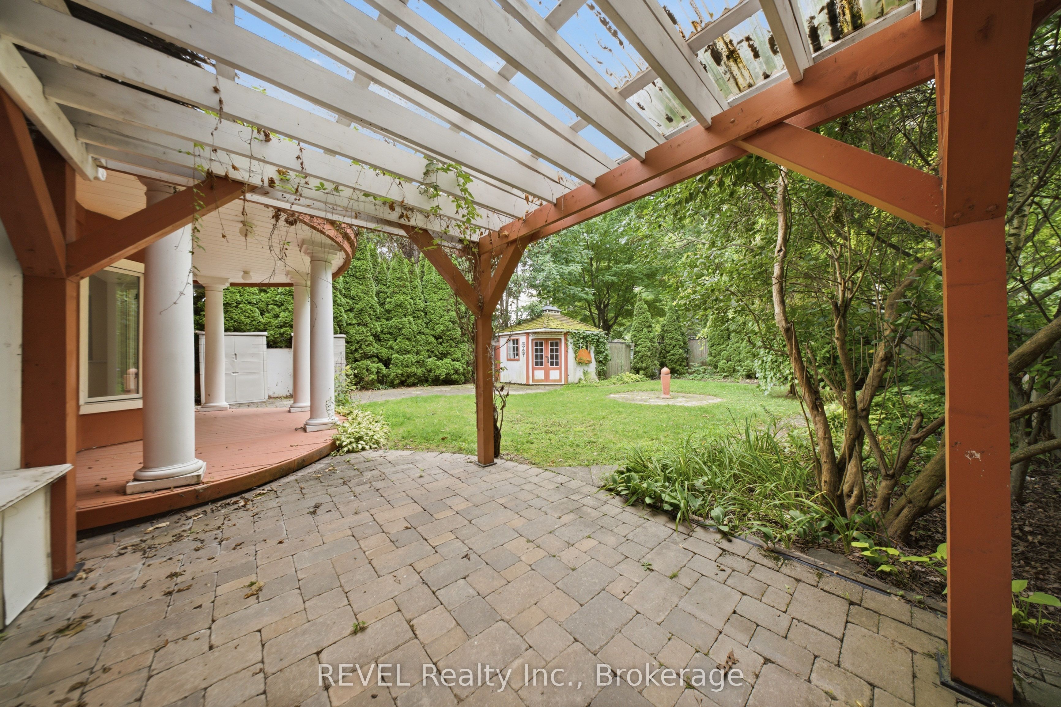 34 Vincent Avenue Property Photo 44