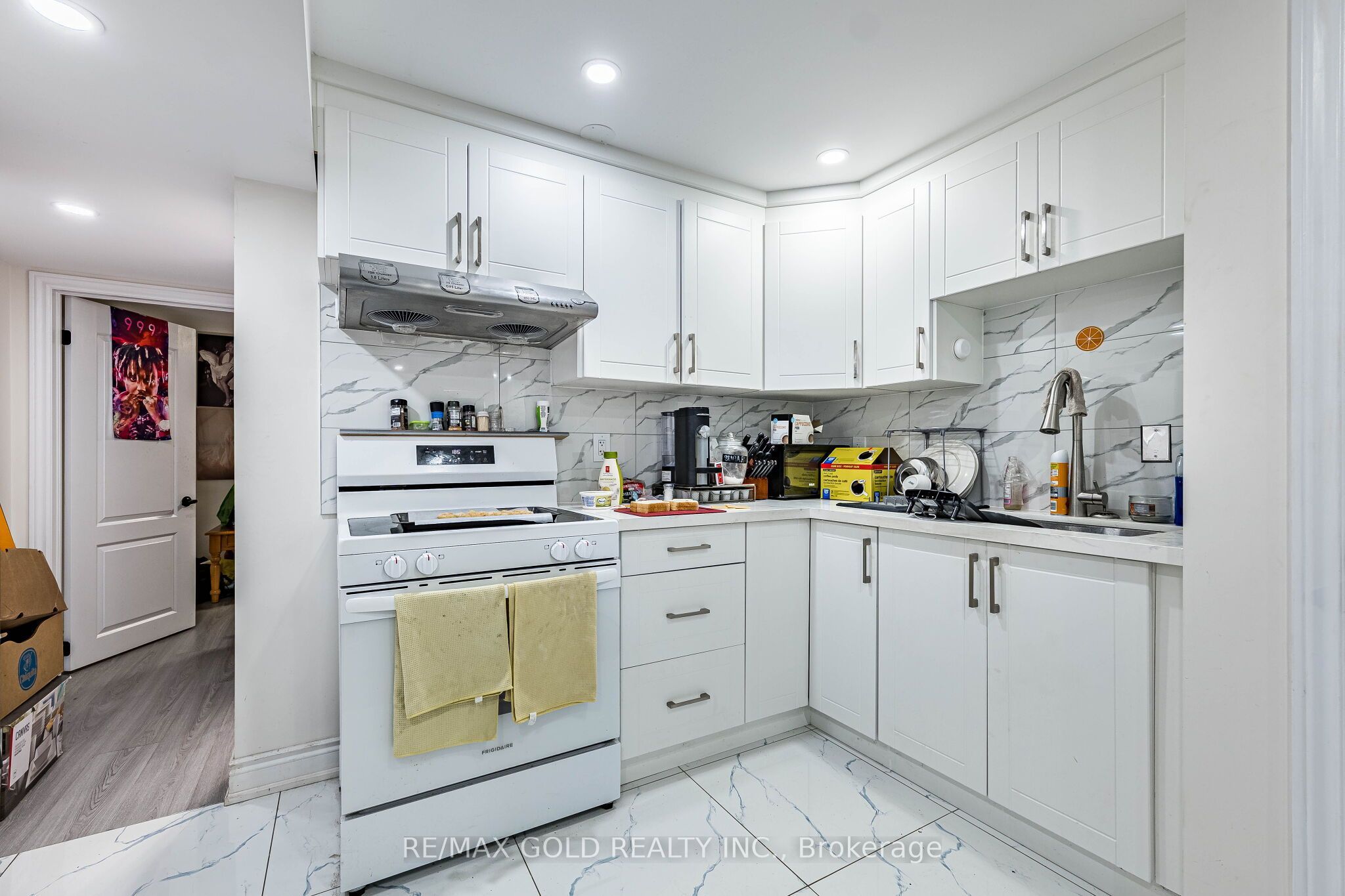 119 Glazebrook Crescent Property Photo 18