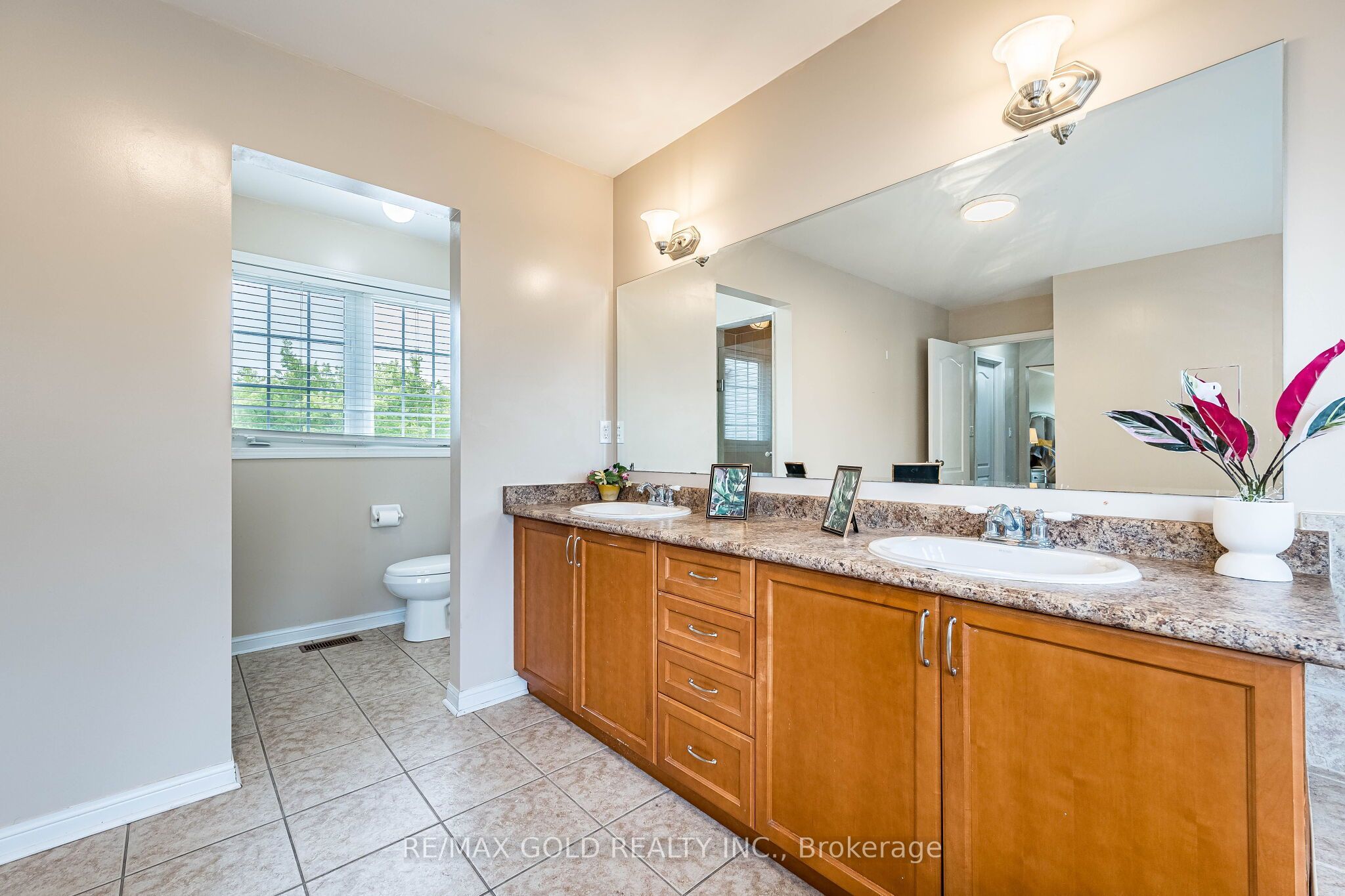 119 Glazebrook Crescent Property Photo 30