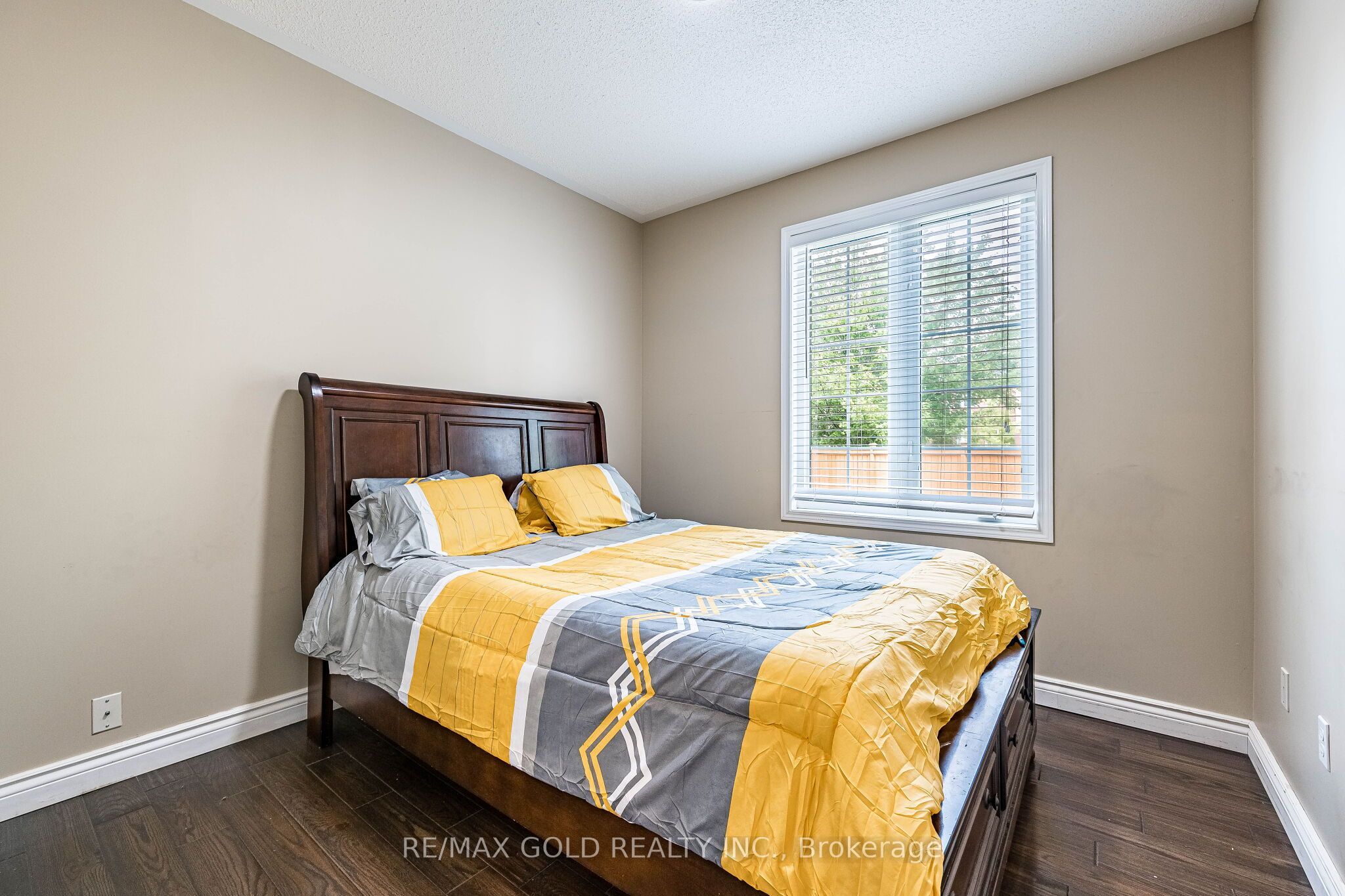 119 Glazebrook Crescent Property Photo 40