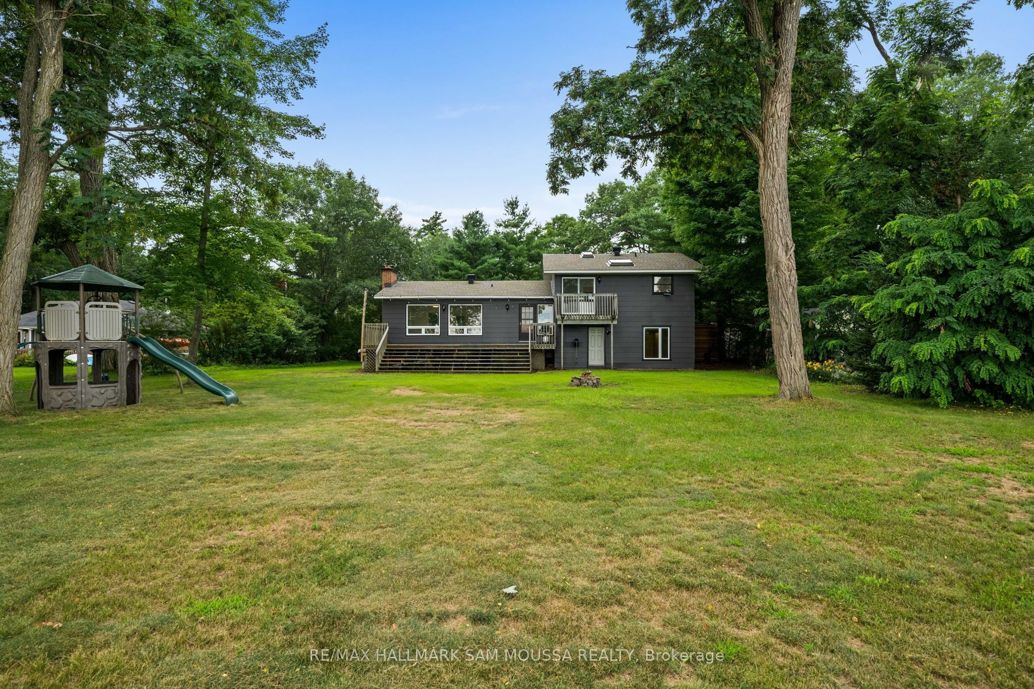 208 Baillie Avenue Property Photo 37