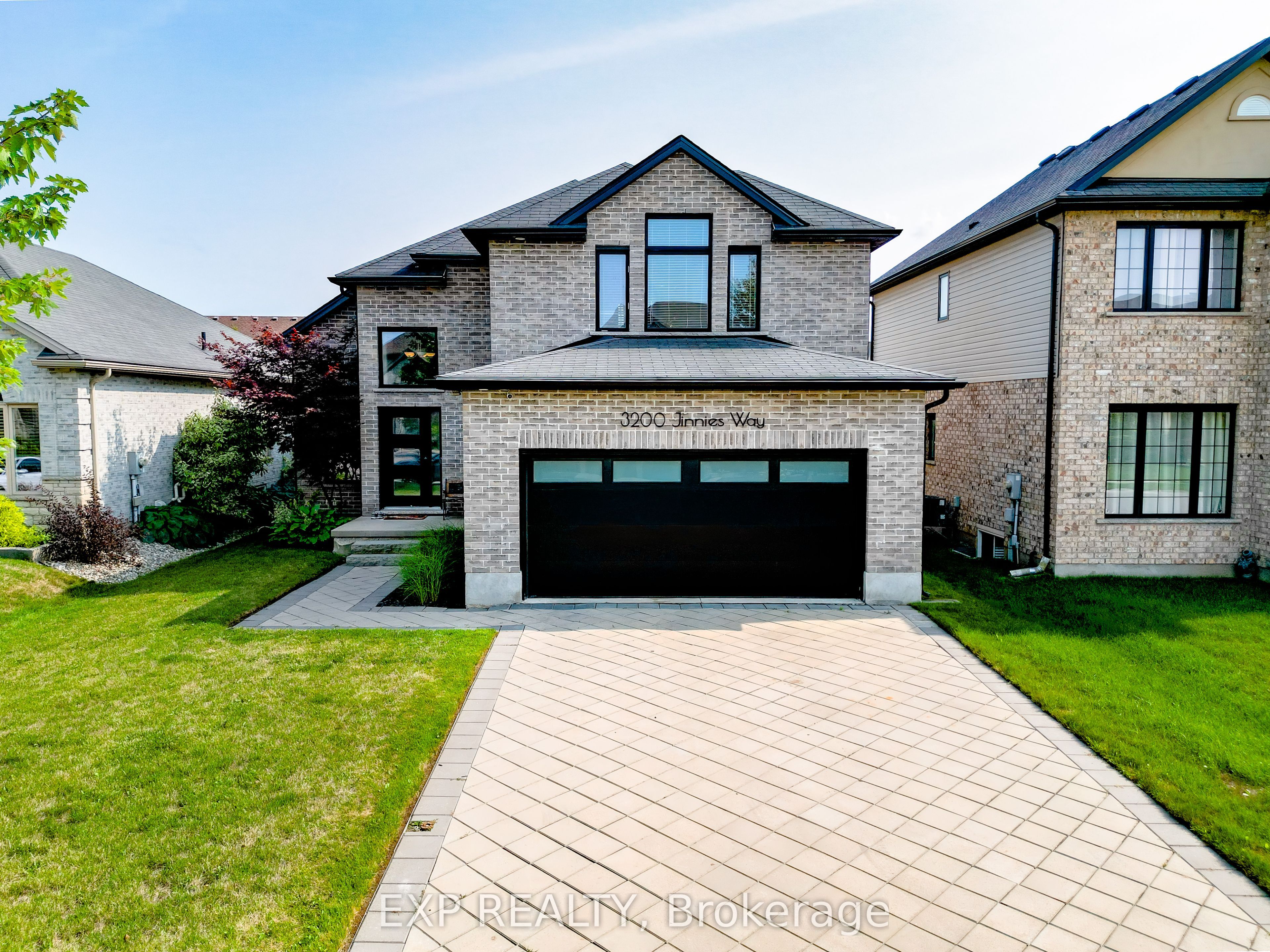 3200 Jinnies Way Property Photo 1