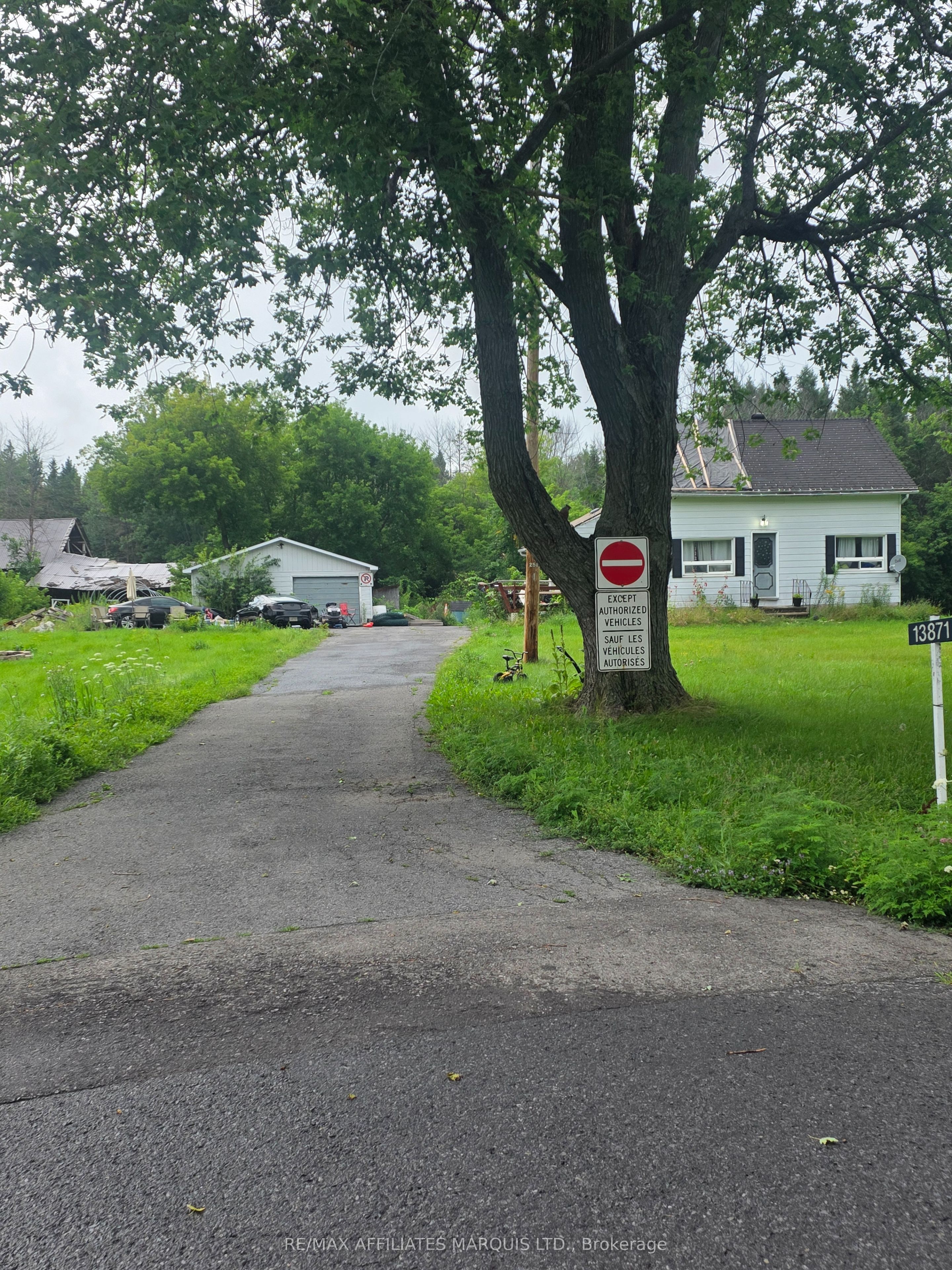 13871 Haystead Road Property Photo 5