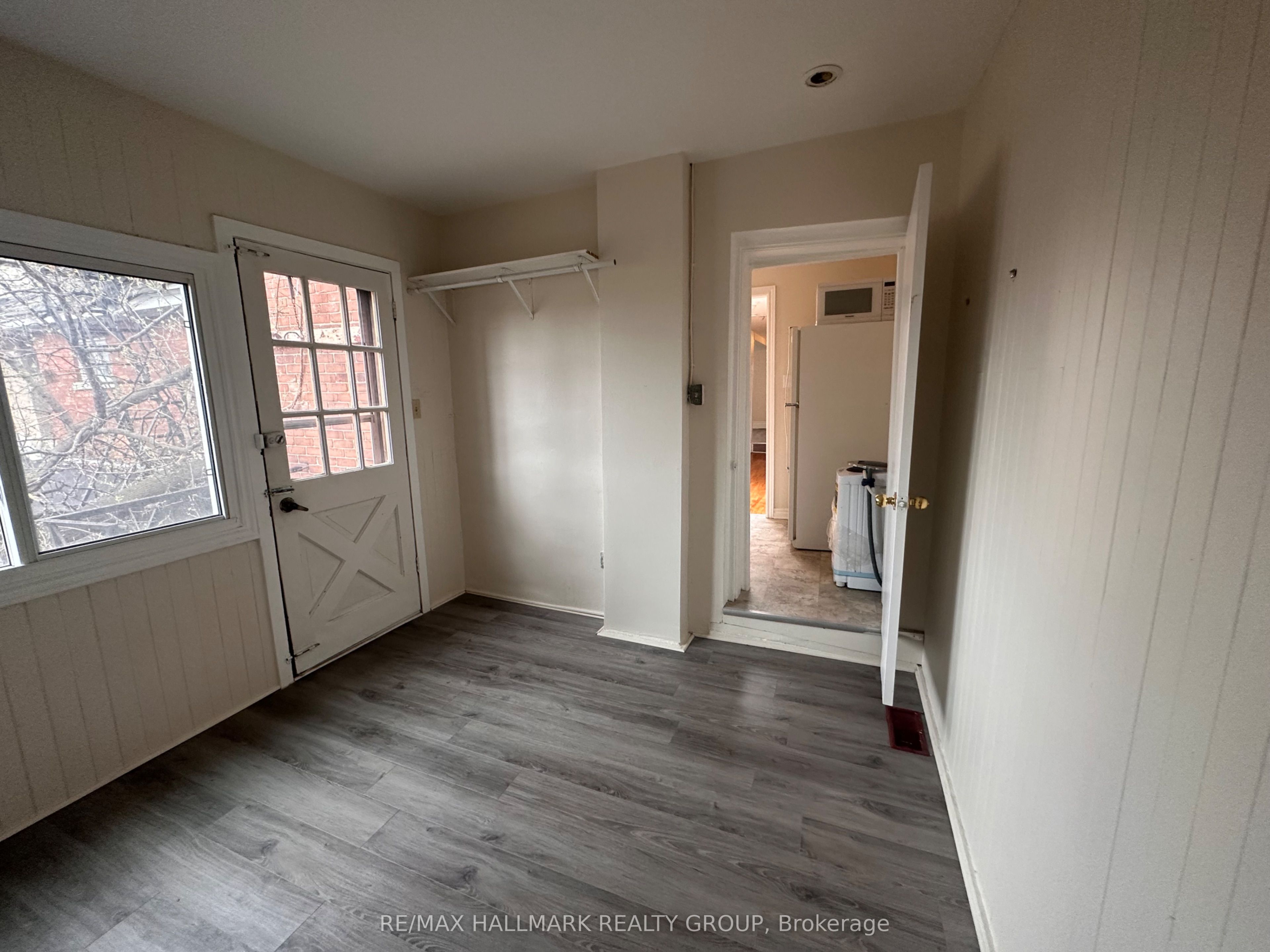94 Fairmont Avenue 2 Property Photo 6