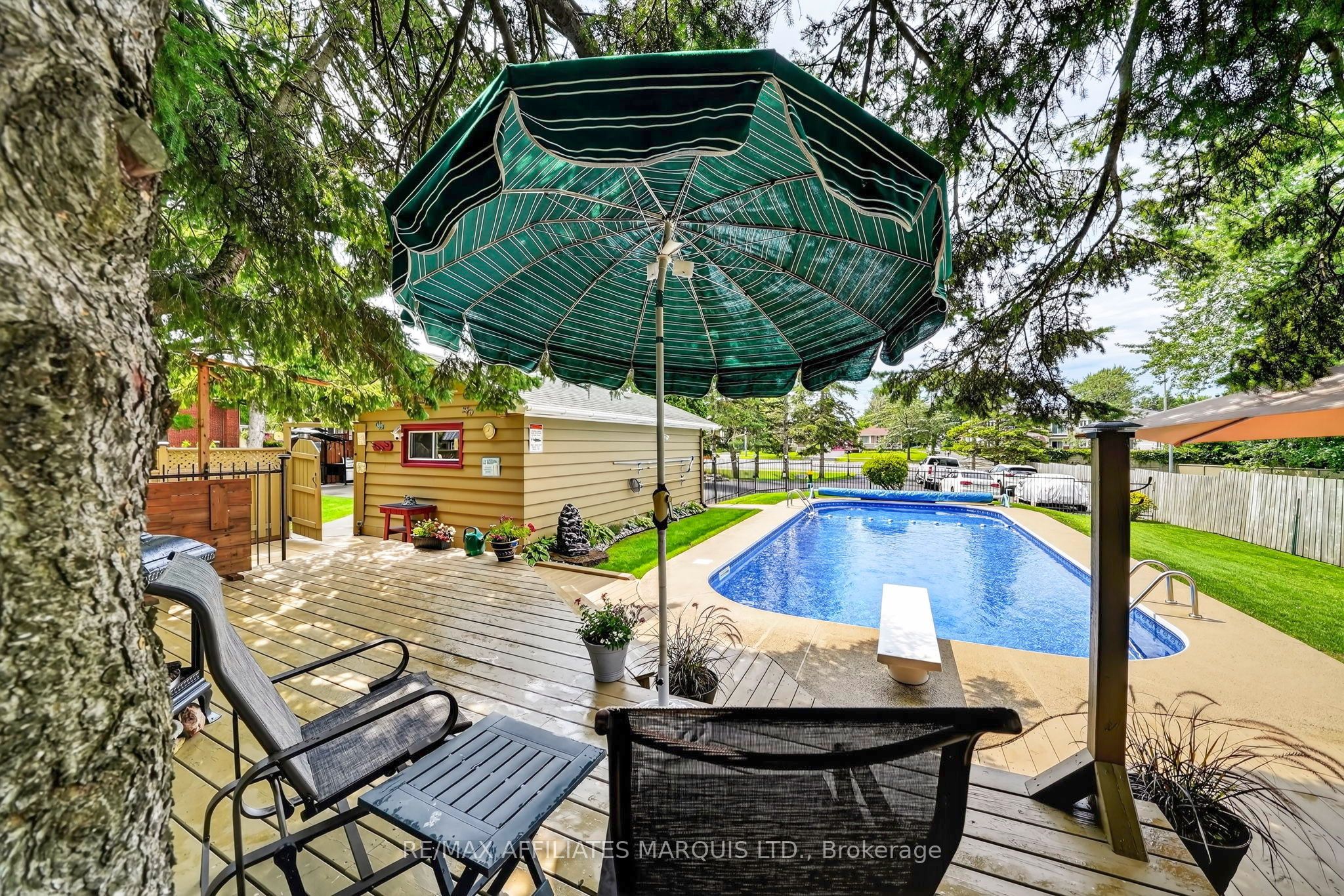 1635 Brookdale Avenue Property Photo 10