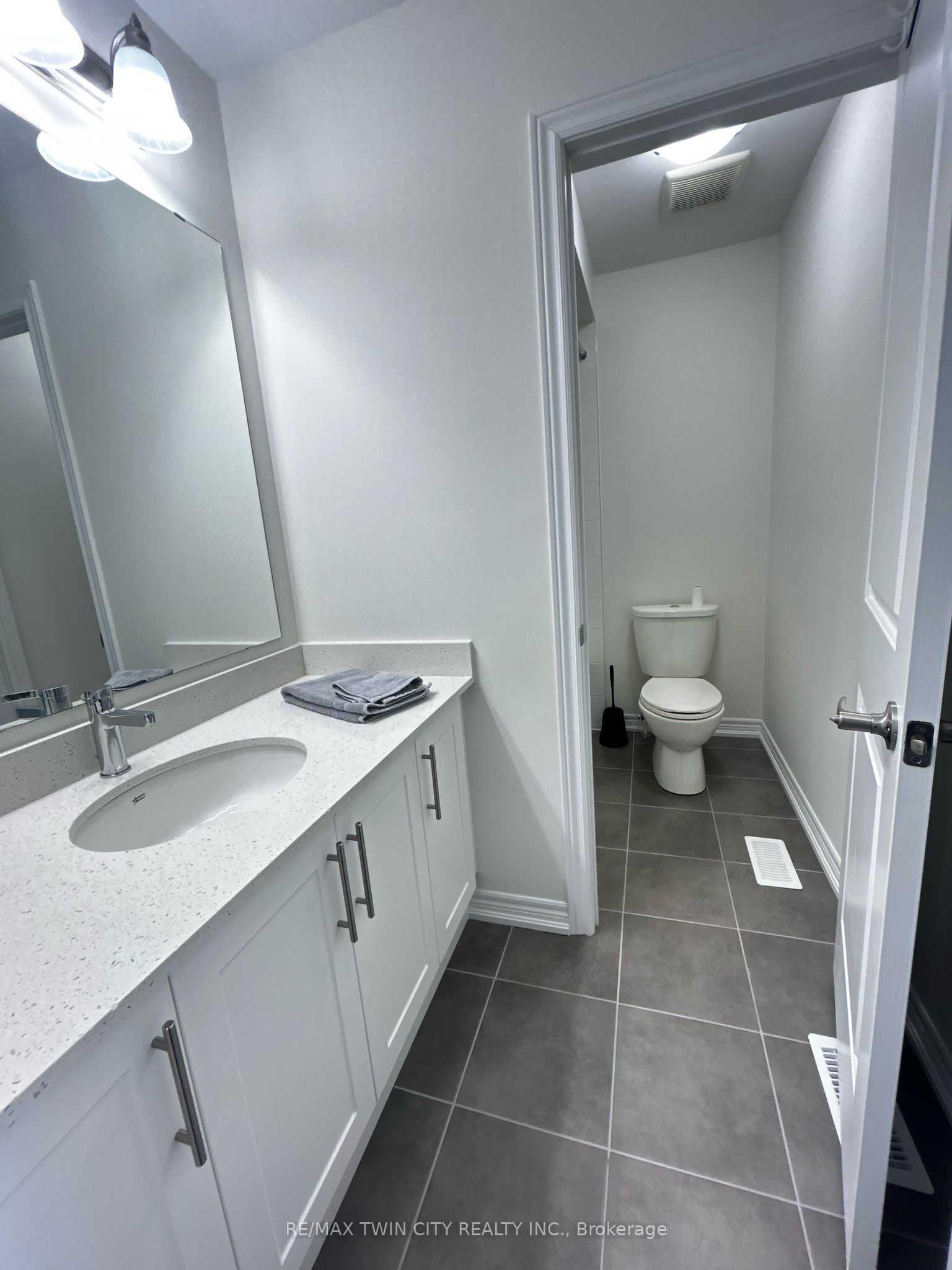 123 Broadacre Drive Property Photo 16