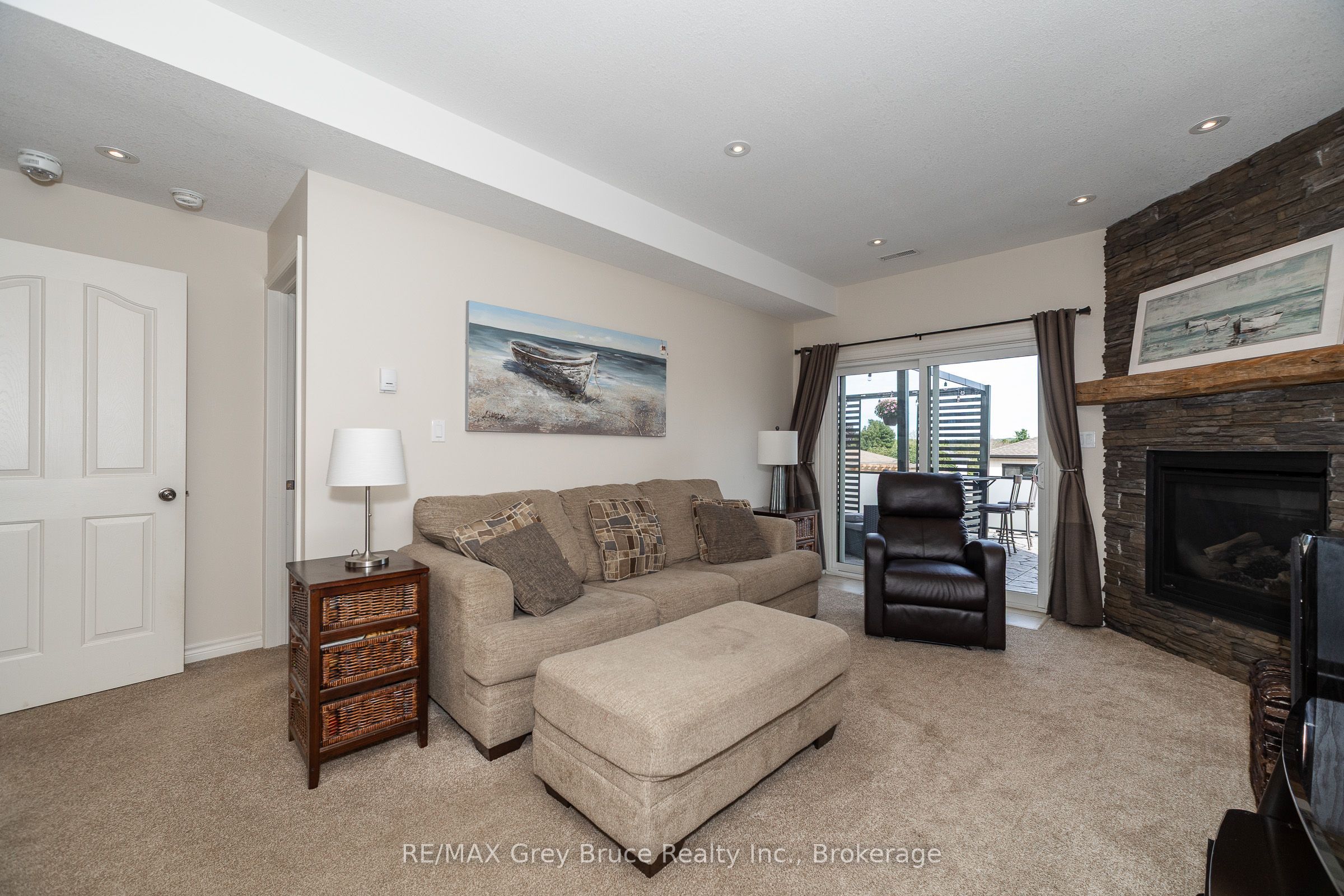 2591 7th Avenue E Property Photo 11