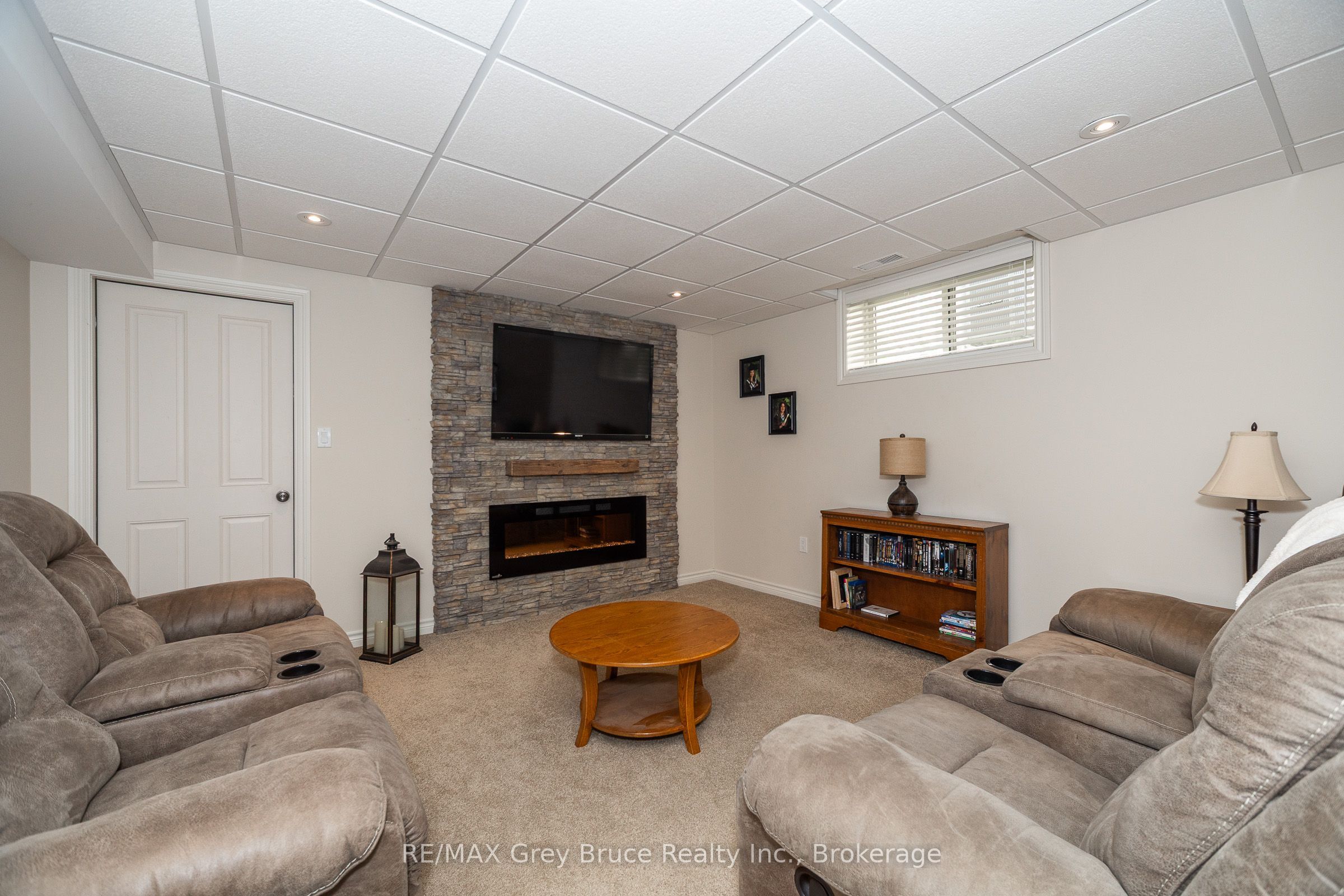 2591 7th Avenue E Property Photo 23