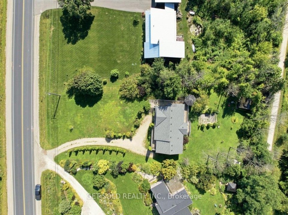 209442 26 Highway W Property Photo 6