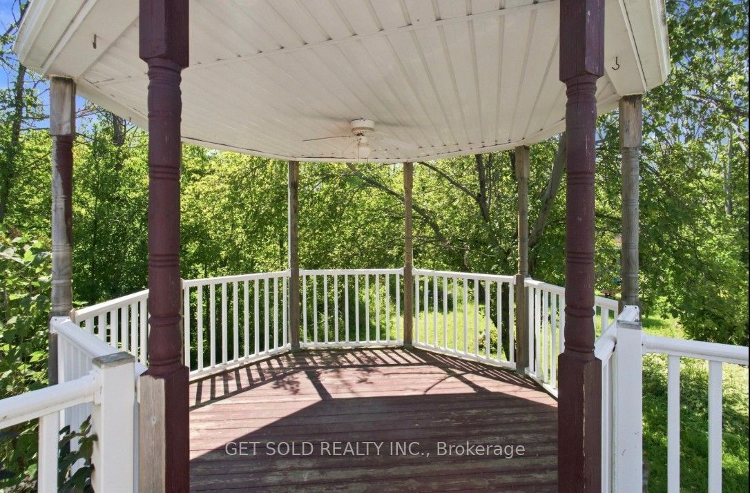 209442 26 Highway W Property Photo 10