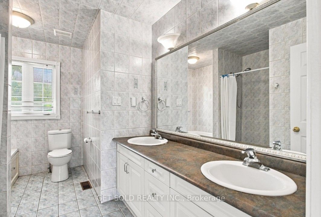 209442 26 Highway W Property Photo 31