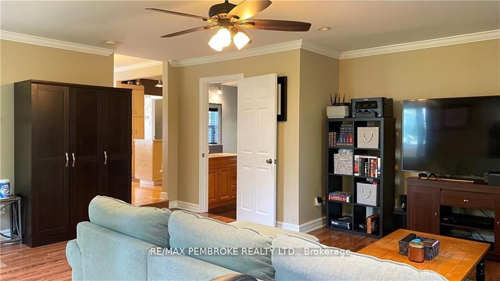 16 Wolfe Avenue Property Photo 3