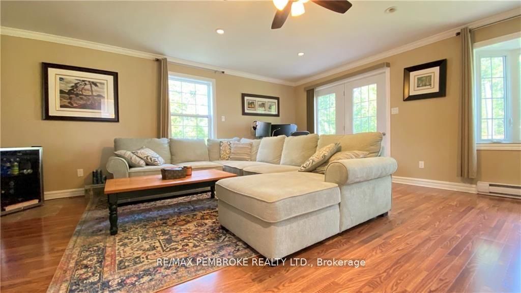 16 Wolfe Avenue Property Photo 4