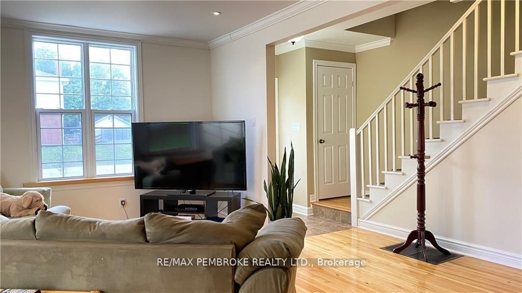 16 Wolfe Avenue Property Photo 13