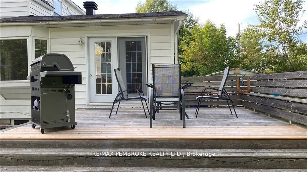16 Wolfe Avenue Property Photo 25