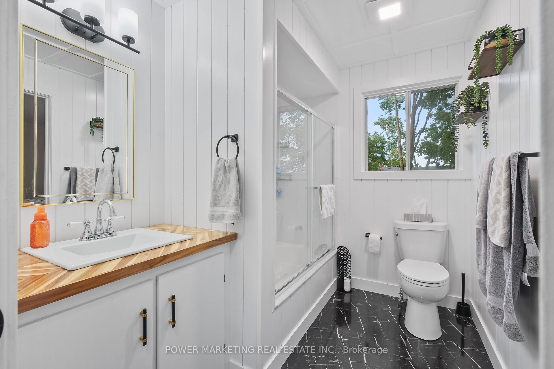 18 Gale Street Property Photo 31