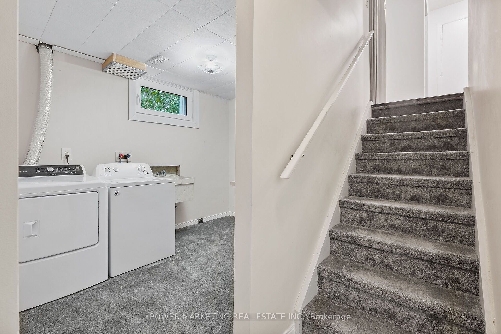 18 Gale Street Property Photo 33